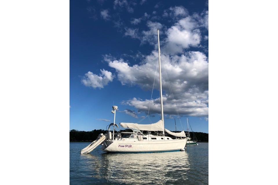 1996 Freedom 35