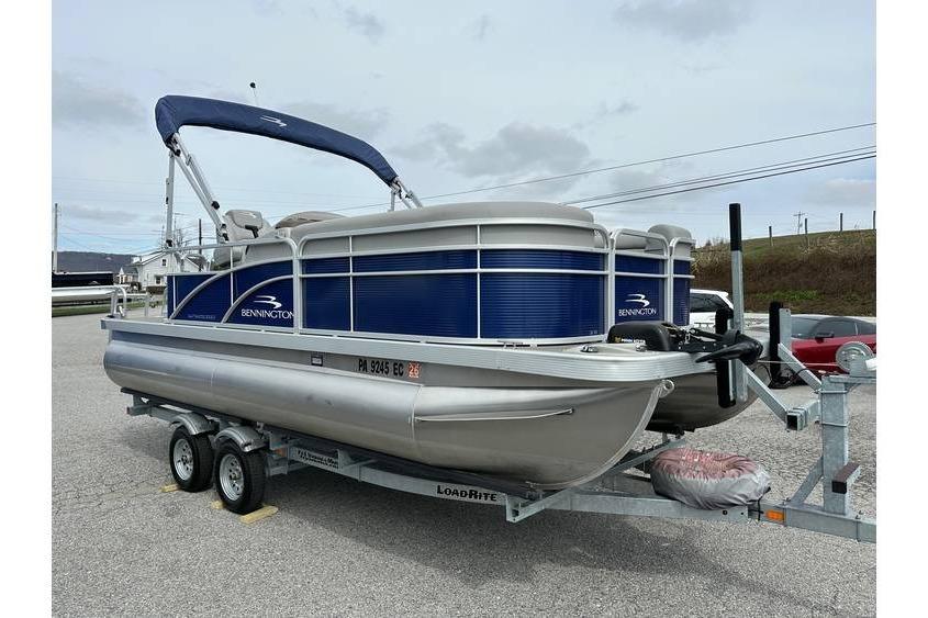 2023 Bennington 20 SVL With Yamaha 25Hp & Tandem axle Trailer