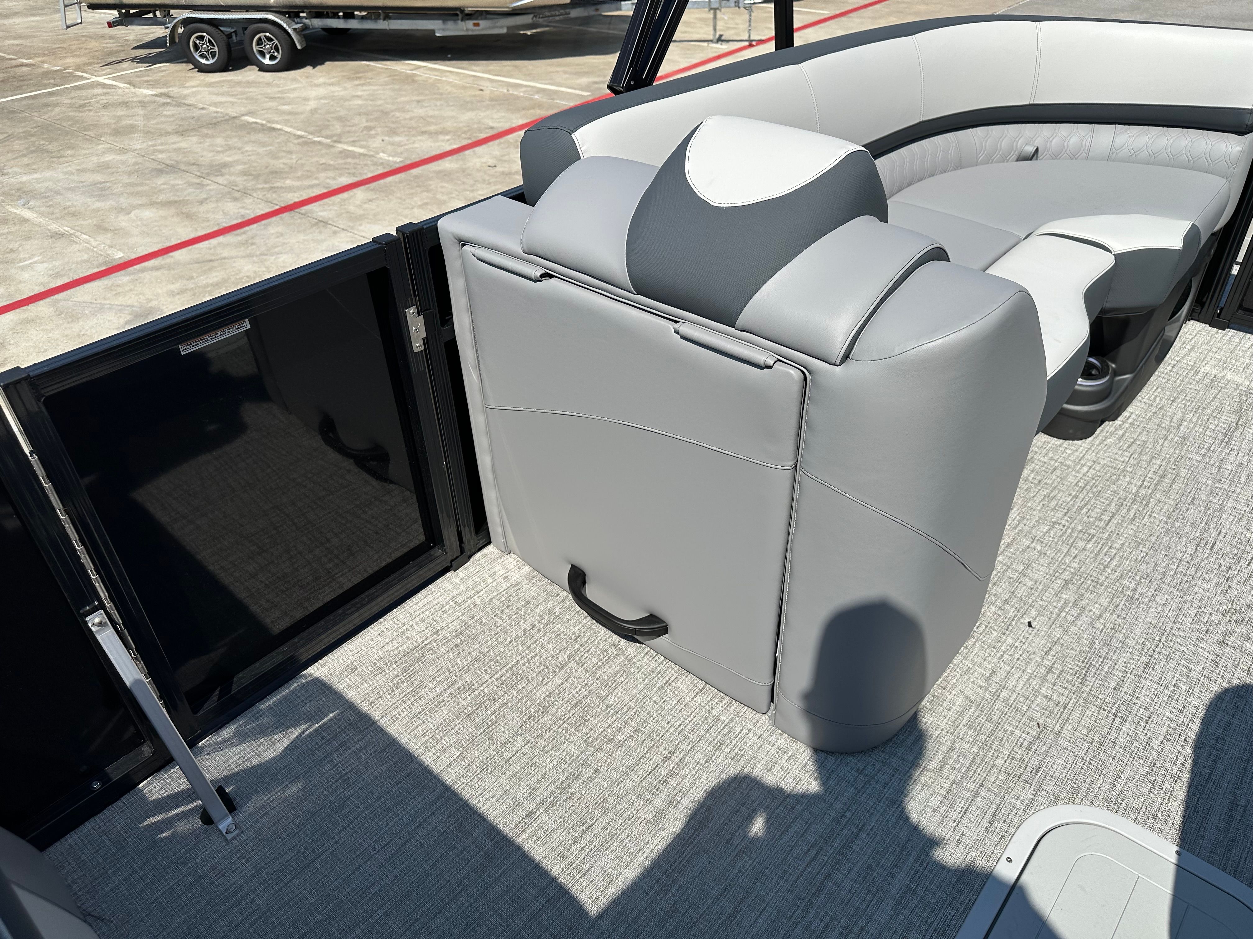 2025 Avalon LSZ Quad Lounge Shift - 23' - 42