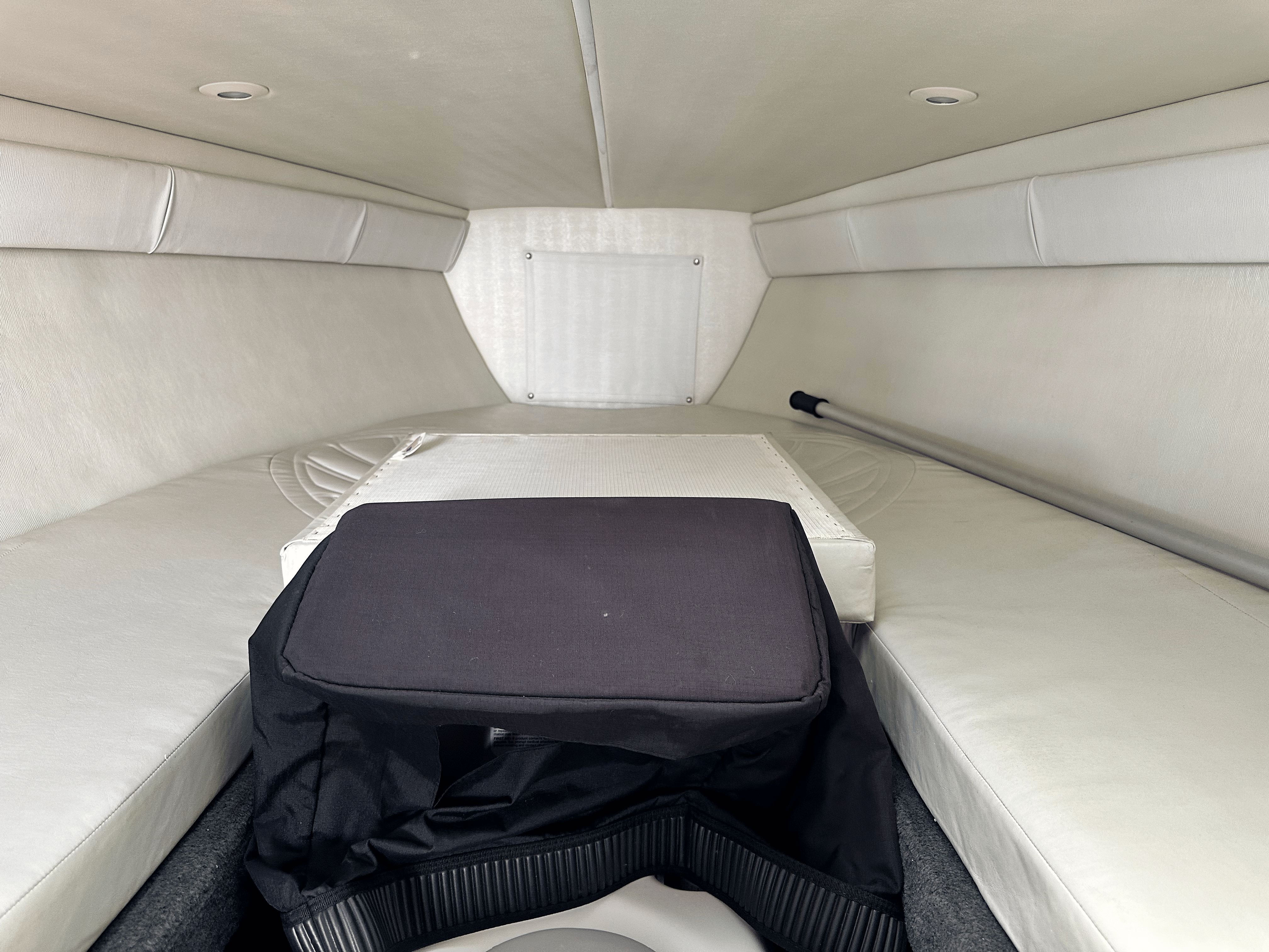 1998 Wellcraft SCARAB - 26