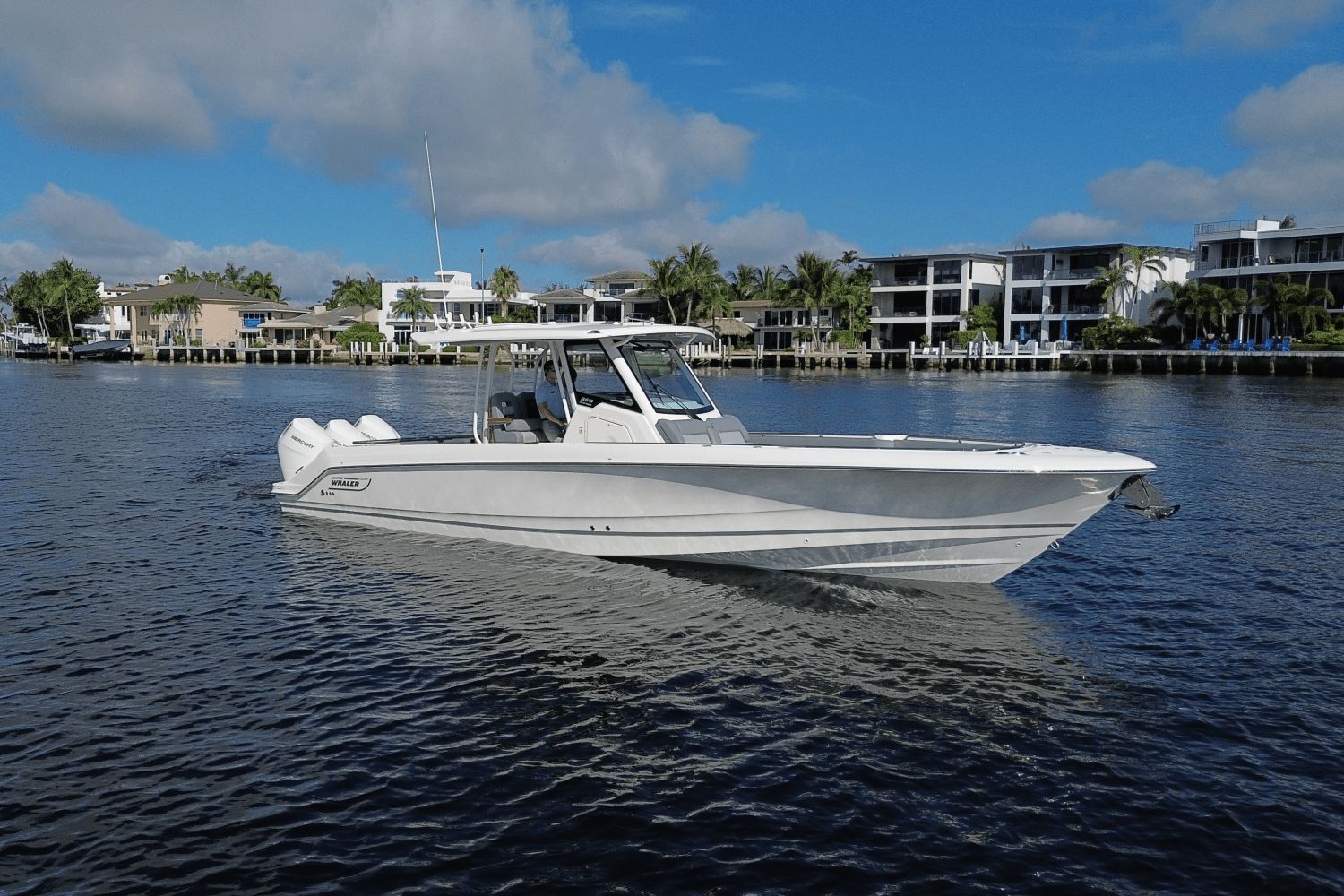 2026 Boston Whaler 360 Outrage