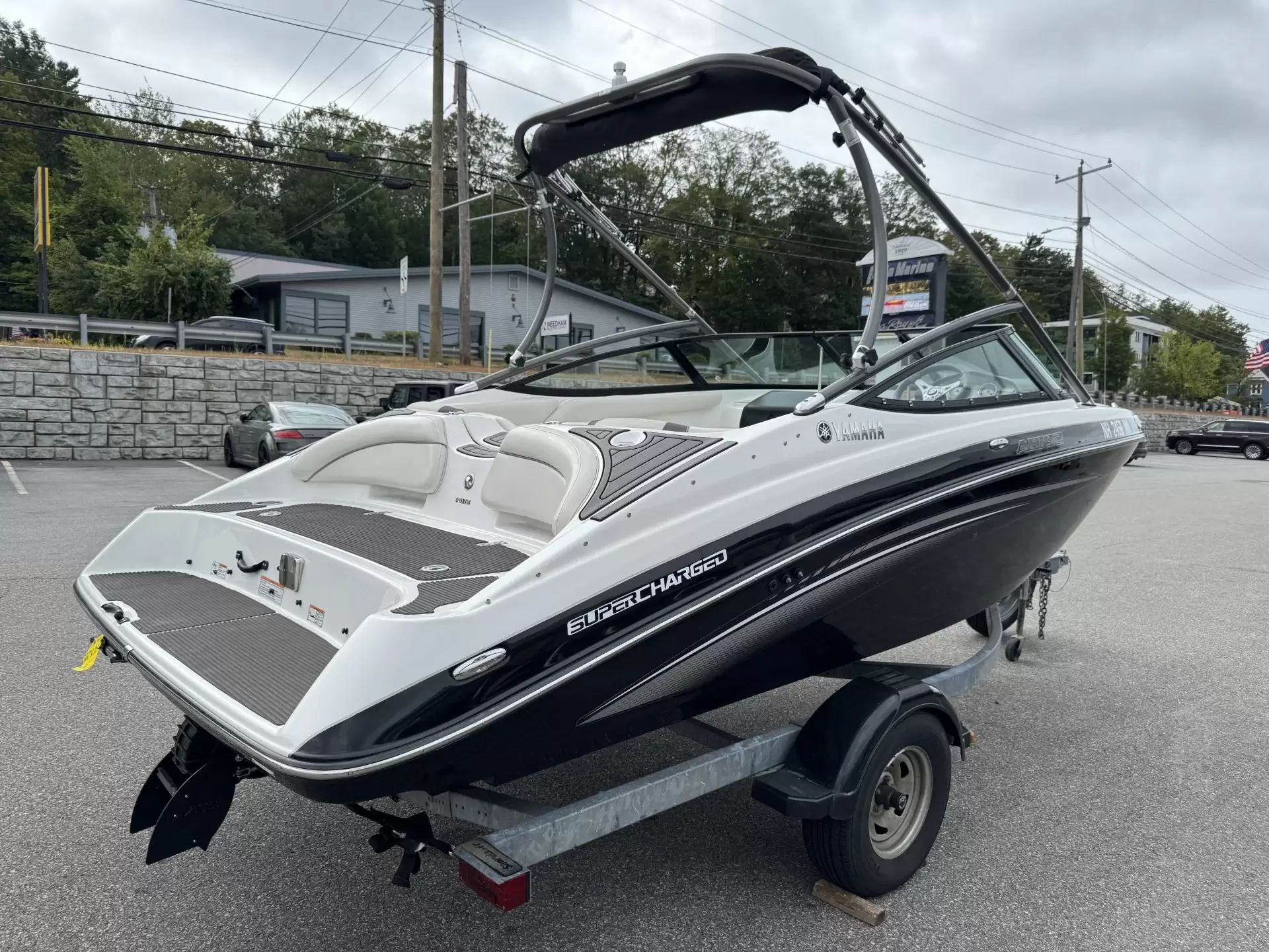 2013 Yamaha Boats AR192 - 8