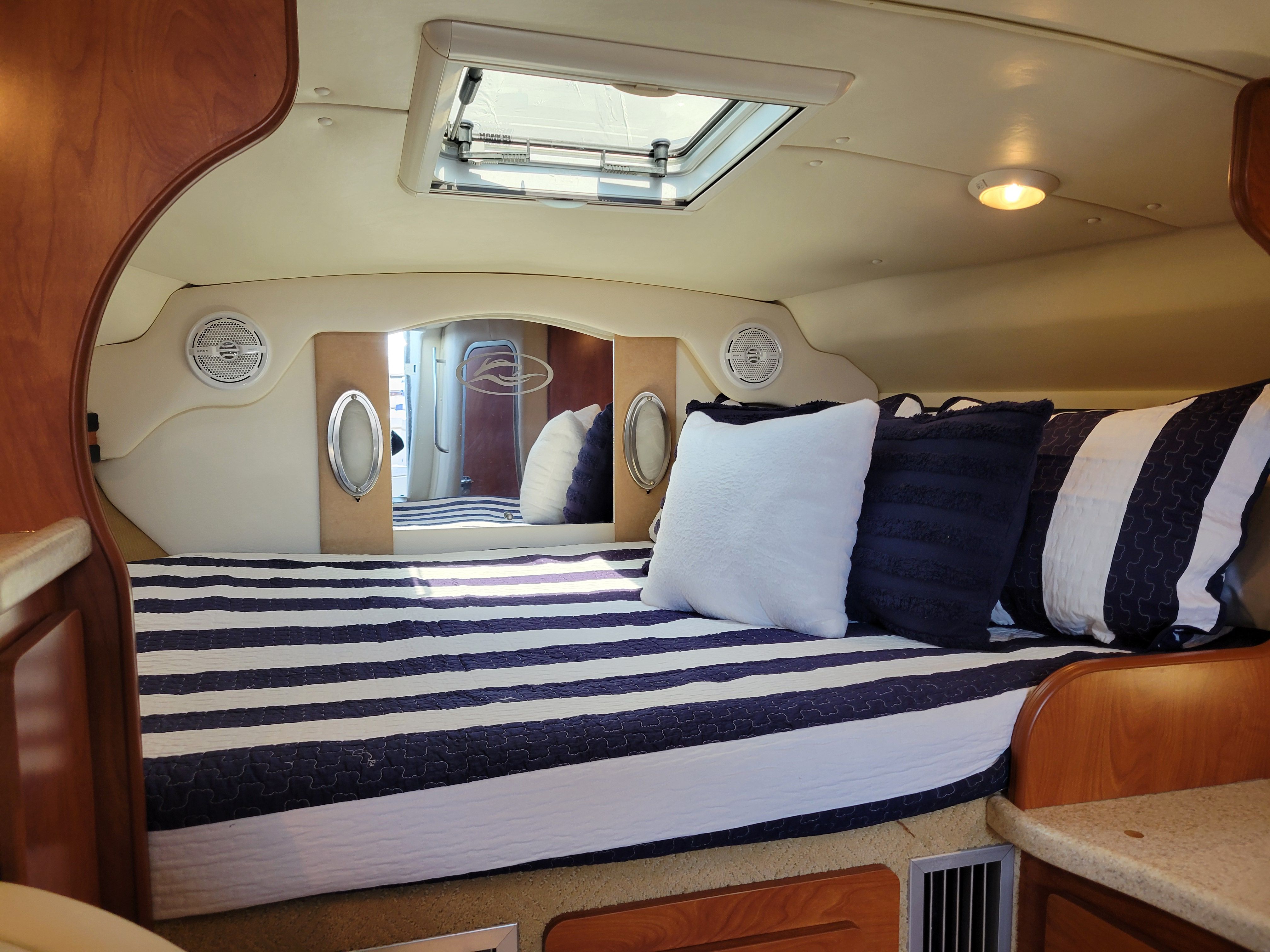 2008 Rinker Express Cruiser - 3