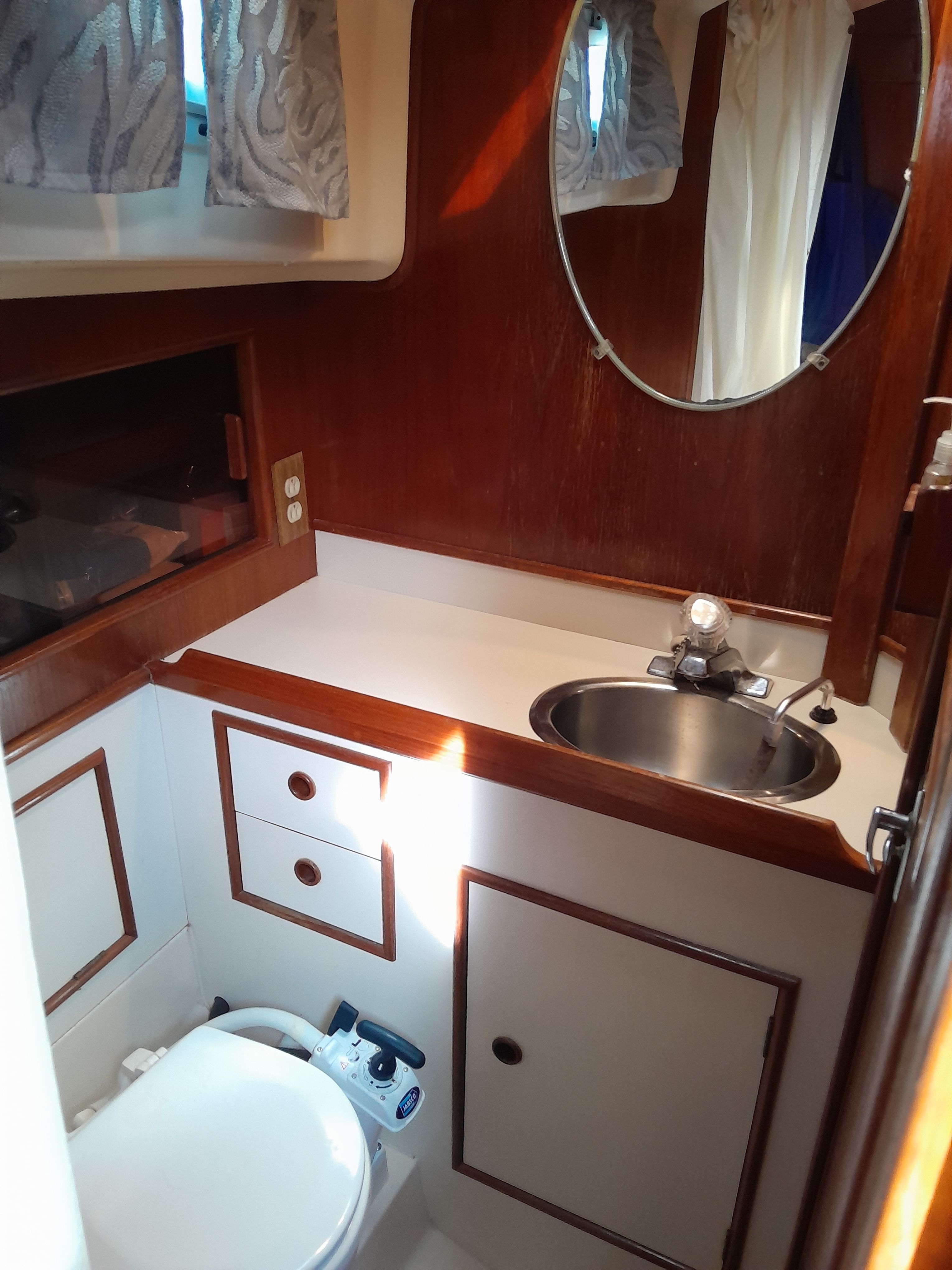 1989 Nonsuch Ultra - 10
