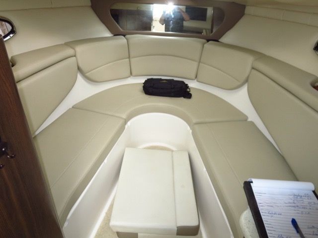 2016 Regal 30 Express - 9