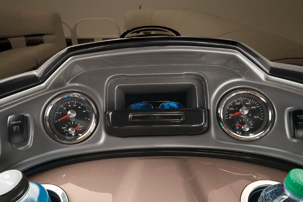2023 Sun Tracker SportFish 22 DLX - 31
