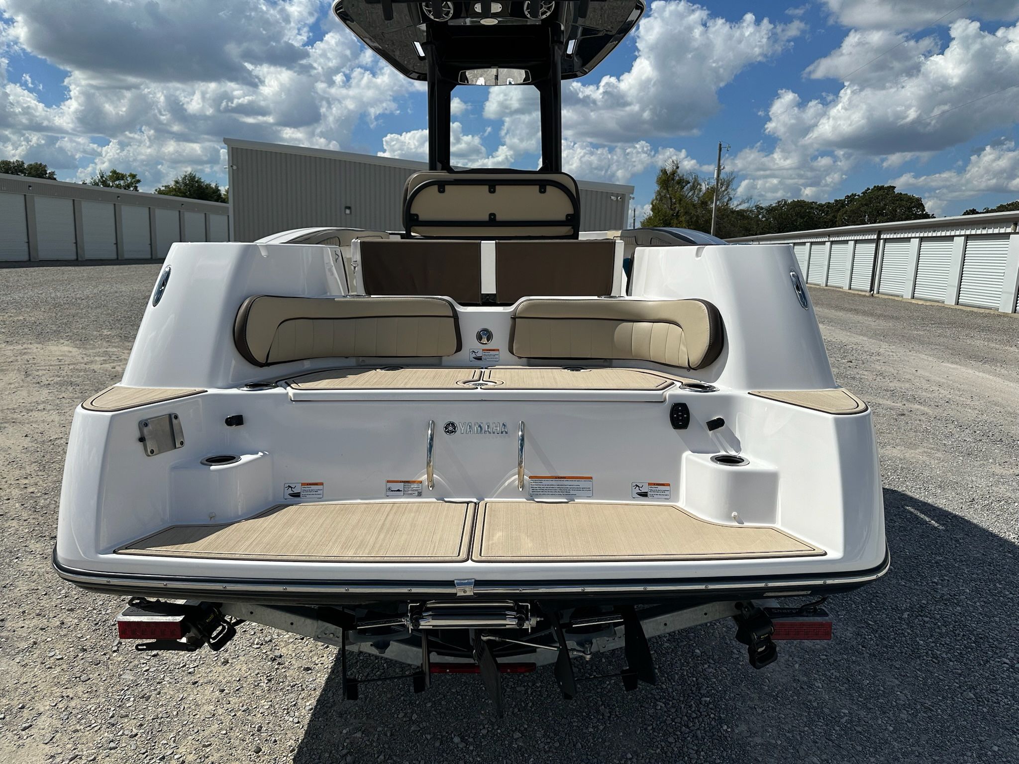 2023 Yamaha Boats 255 FSH Sport E - 4
