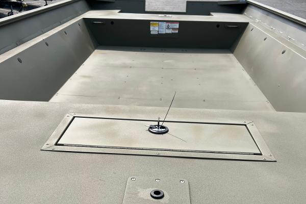 2025 Tracker GRIZZLY 2072 Utility boat interior, showcasing spacious, durable design.