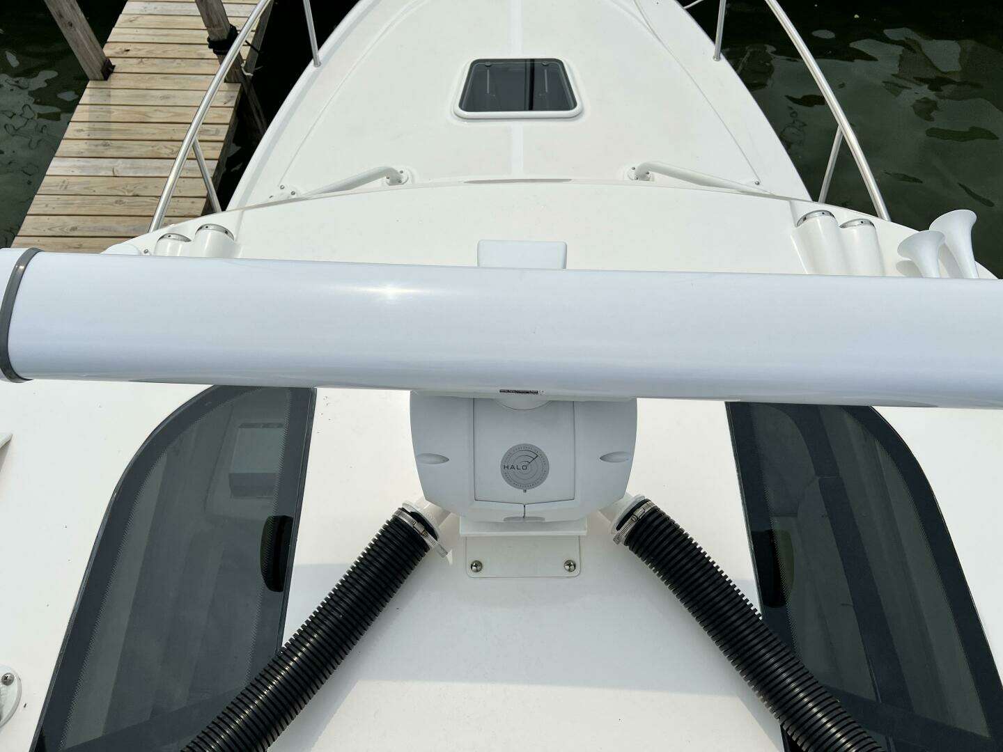 2012 Everglades 350 LX - Image 35