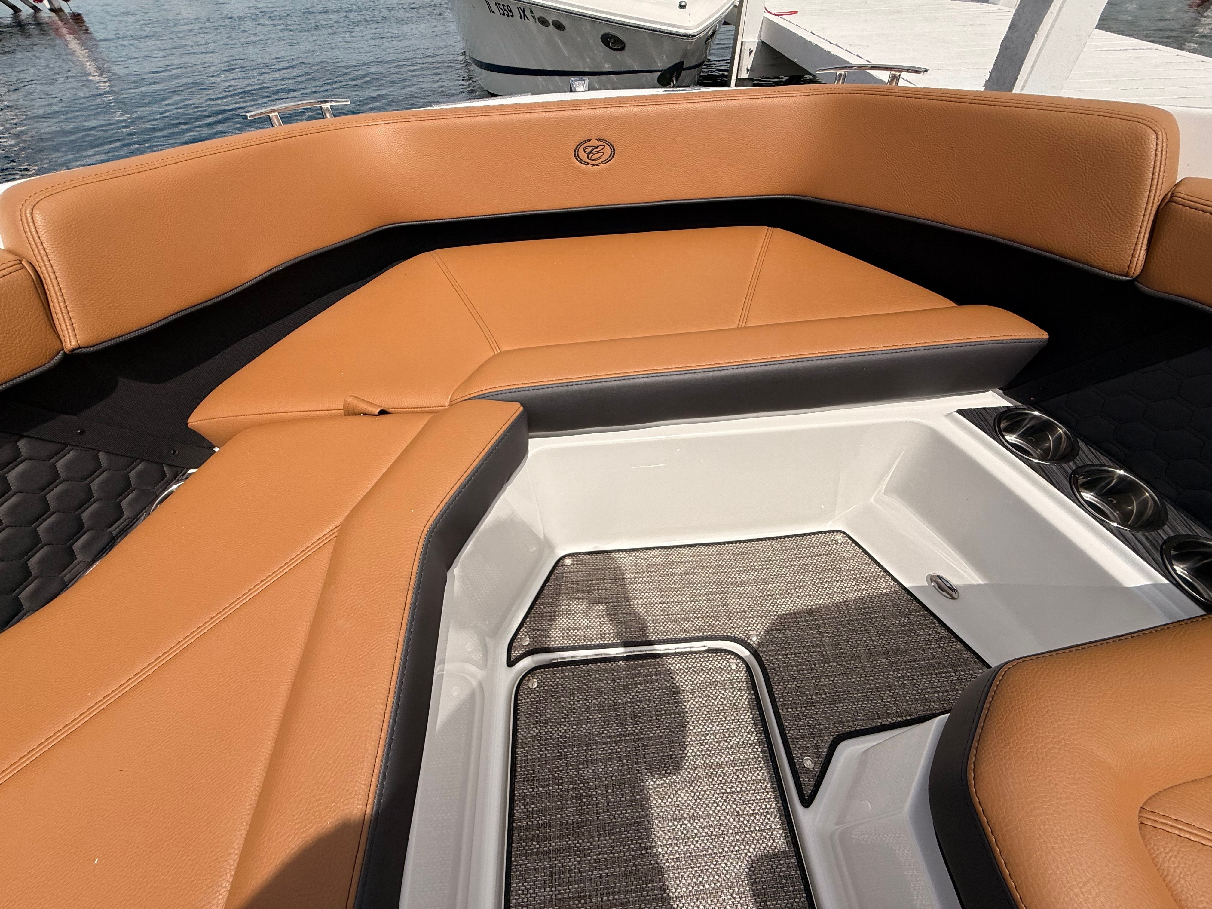 2026 Cobalt R6 Surf - 16