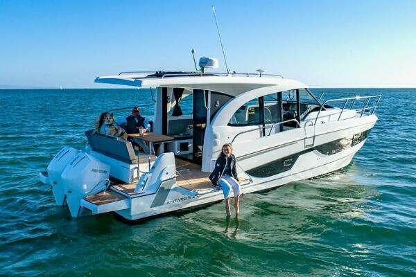 2026 Beneteau Antares 11