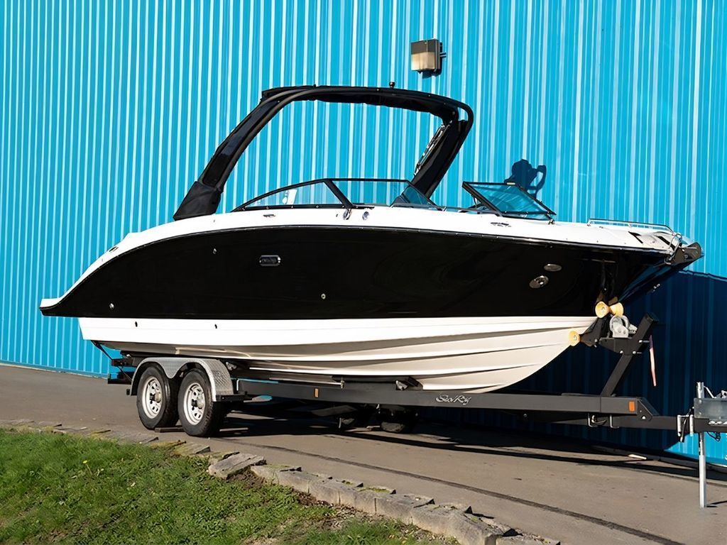 2025 Sea Ray SDX 290