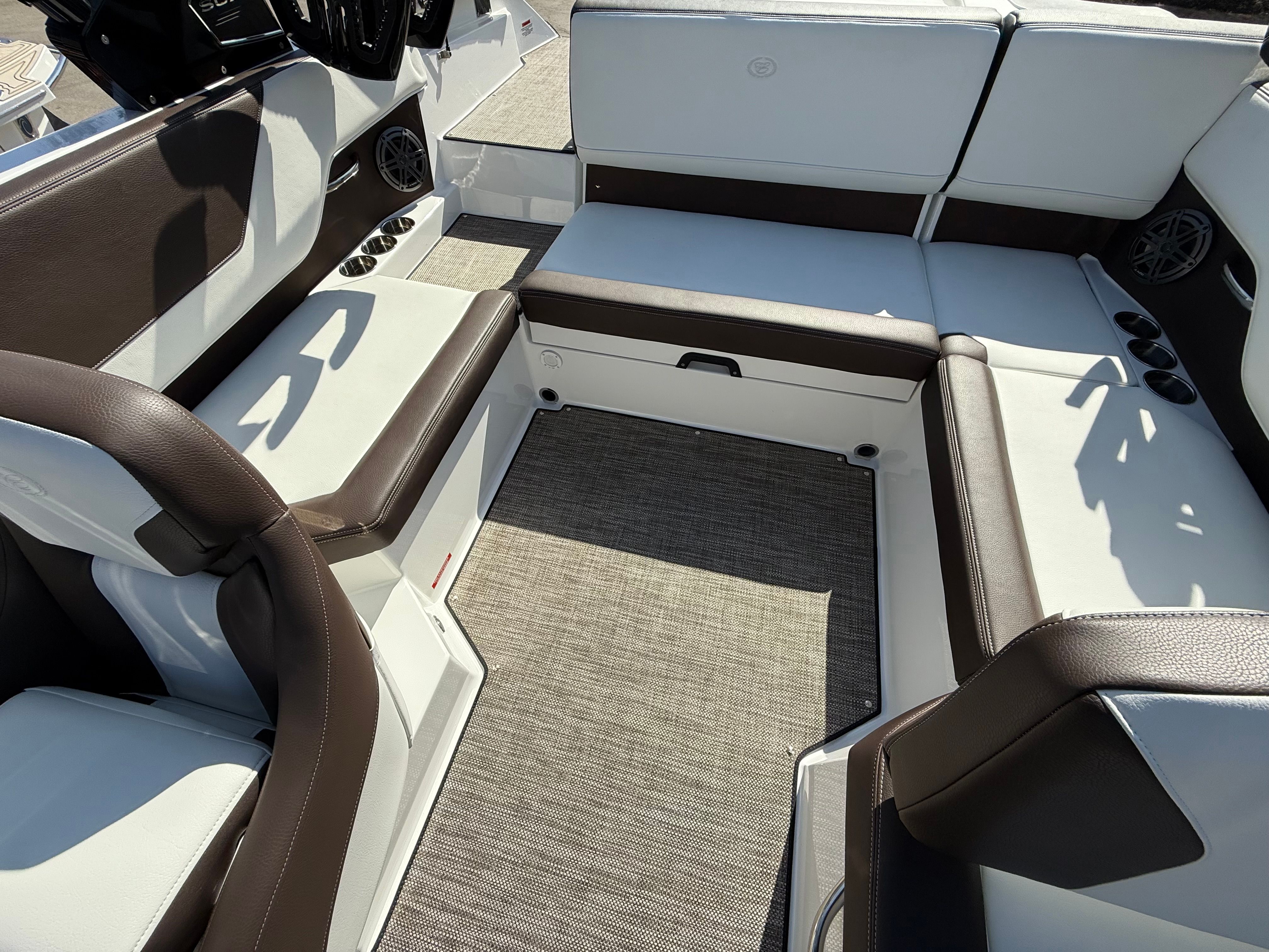2025 Cobalt CS23 Surf - 16