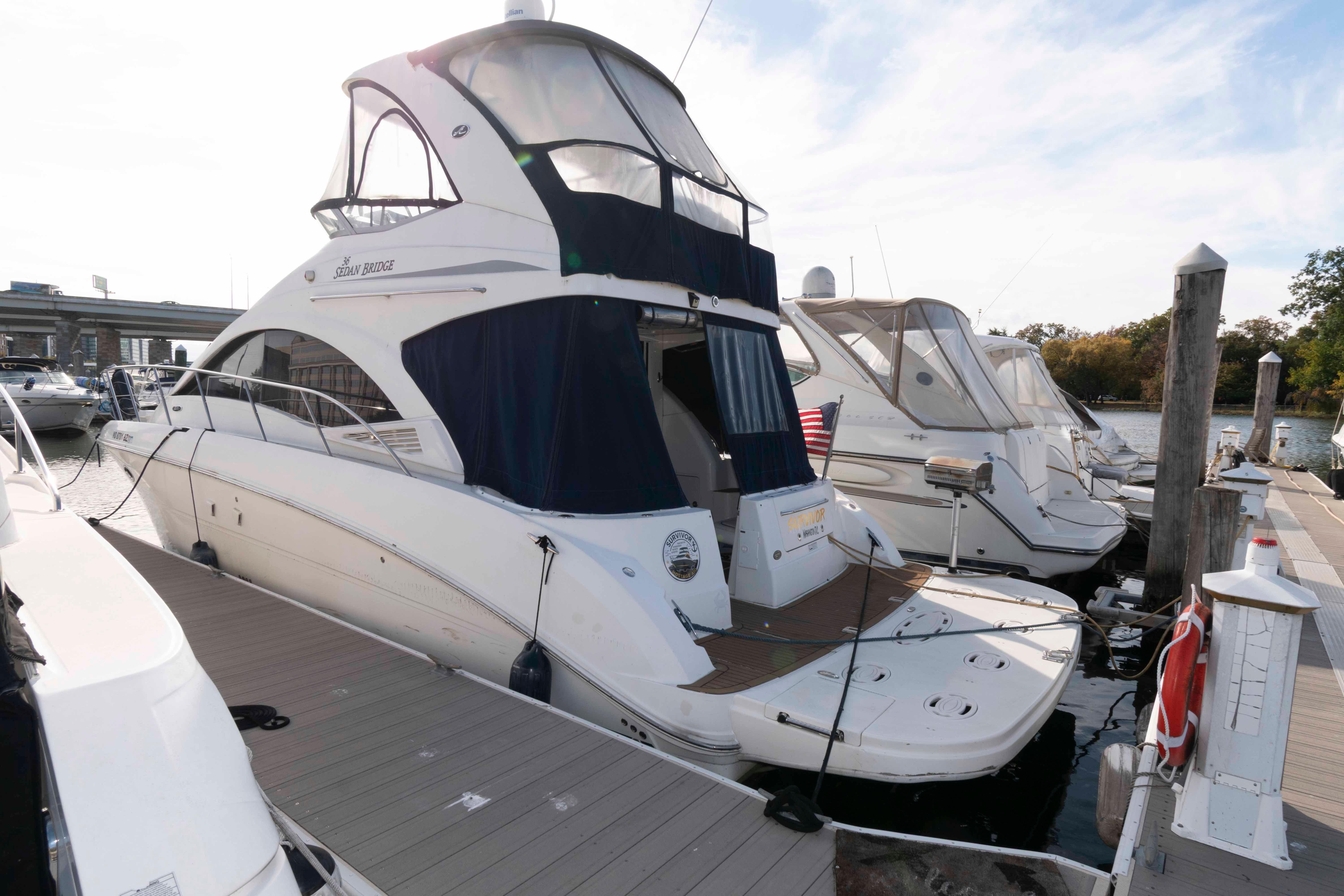2007 Sea Ray 36 Sedan Bridge