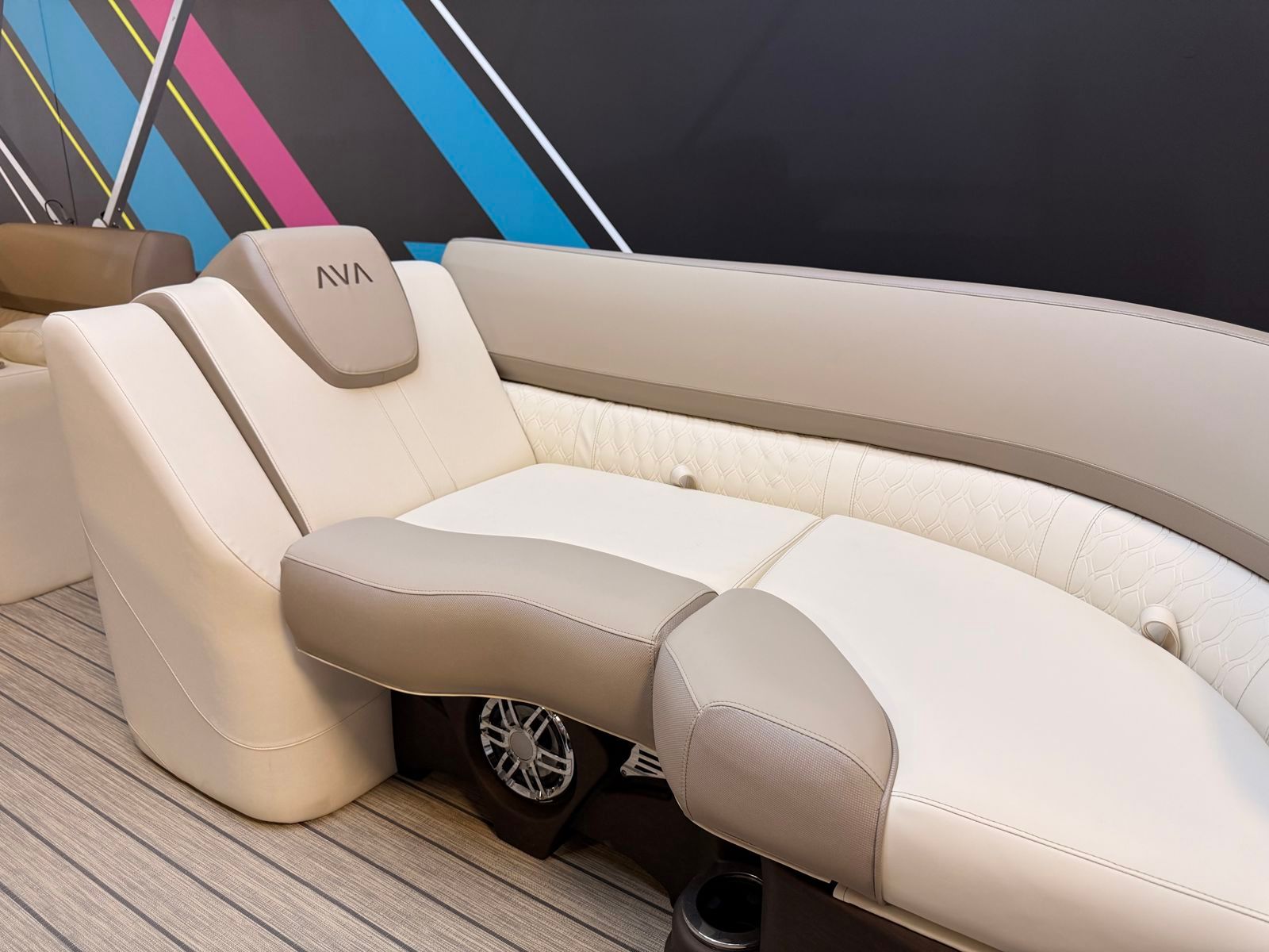 2026 Avalon LSZ Versatile Rear Lounger 23X8.5 TT - 5