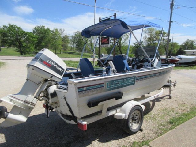 1993 Lowe 1620 Aluminum Deep V / 1992 Johnson 70 Hp Outboard - 3