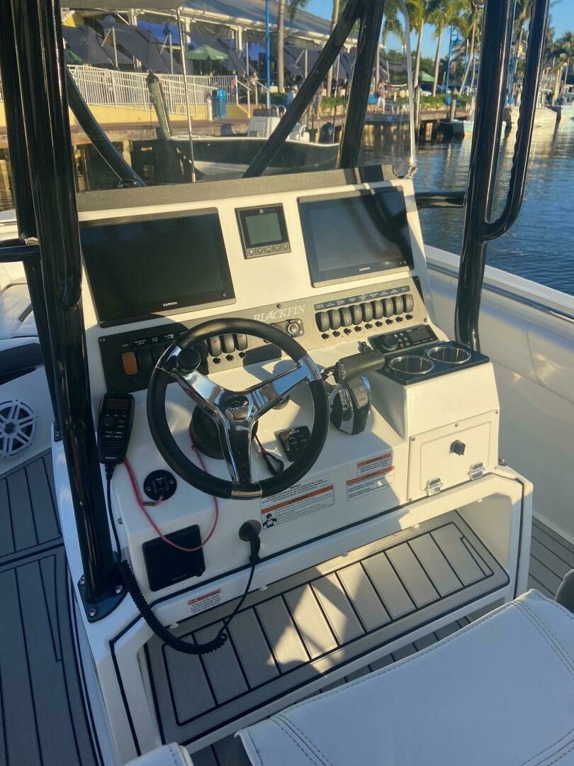 2021 Blackfin 252 - Image 5