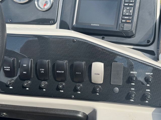 2026 SunCatcher Select 22RF - 8