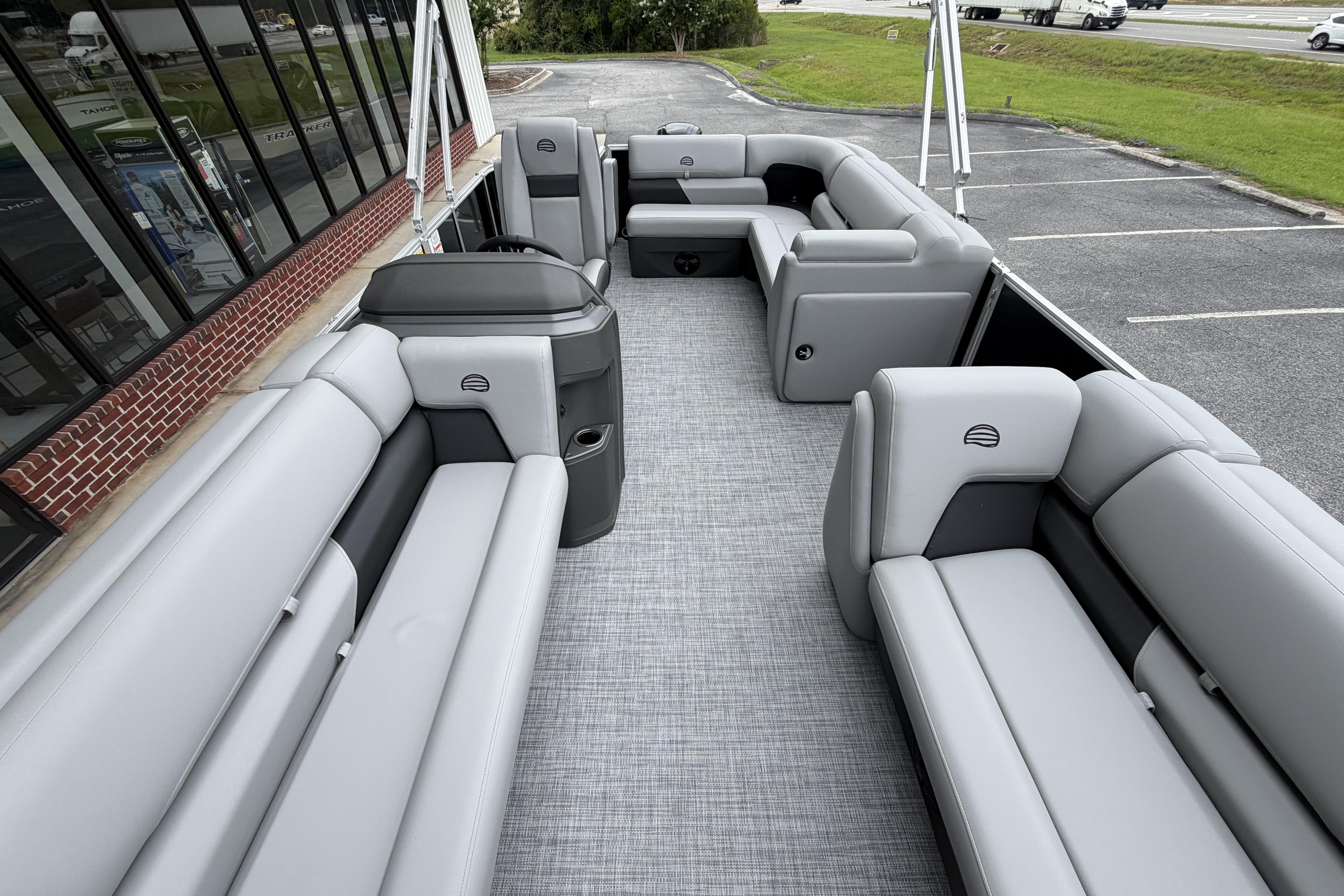 2026 Sun Tracker Party Barge 20 DLX with spacious seating and modern design.