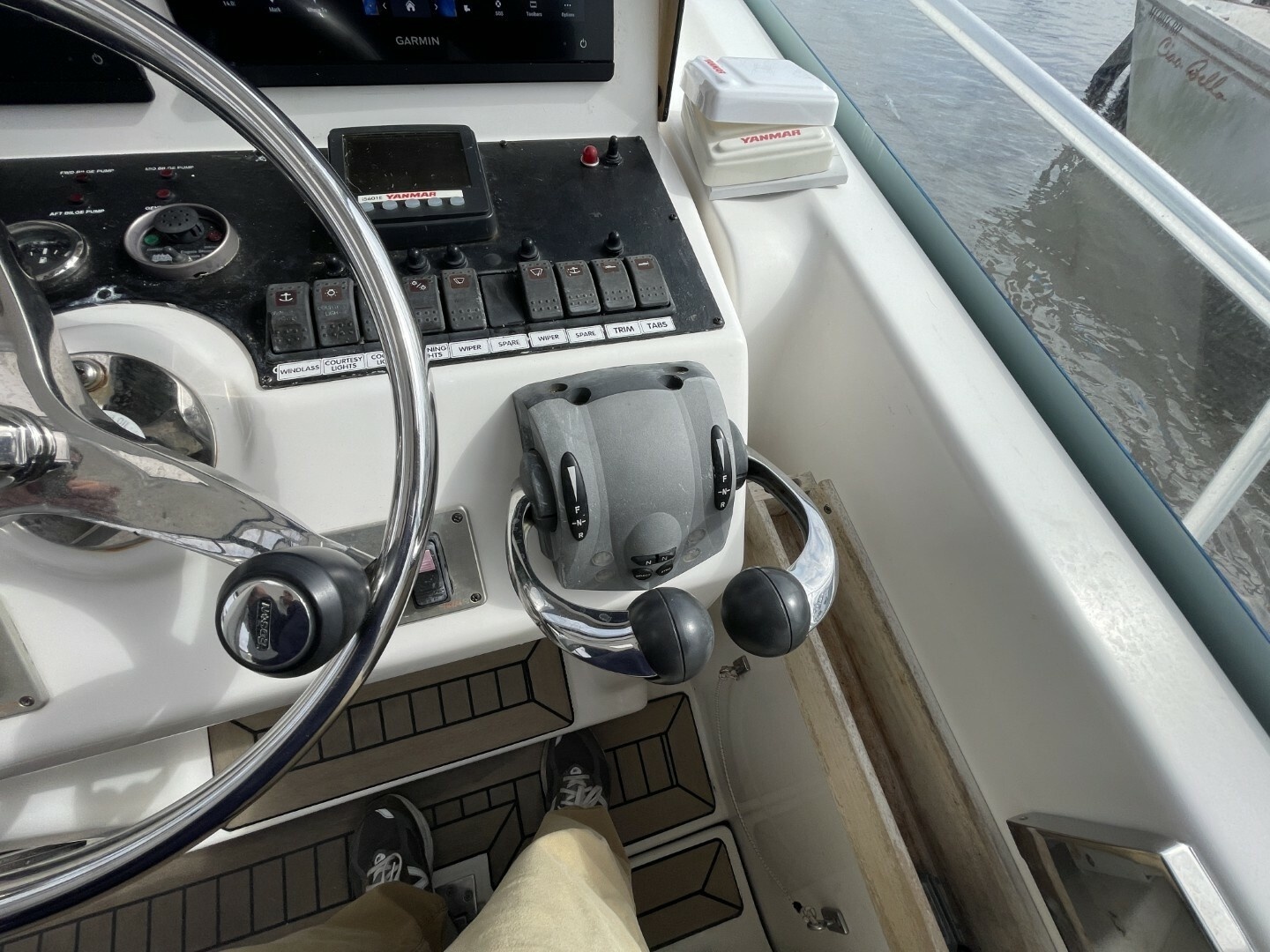 2007 Luhrs 31 Open - Image 39