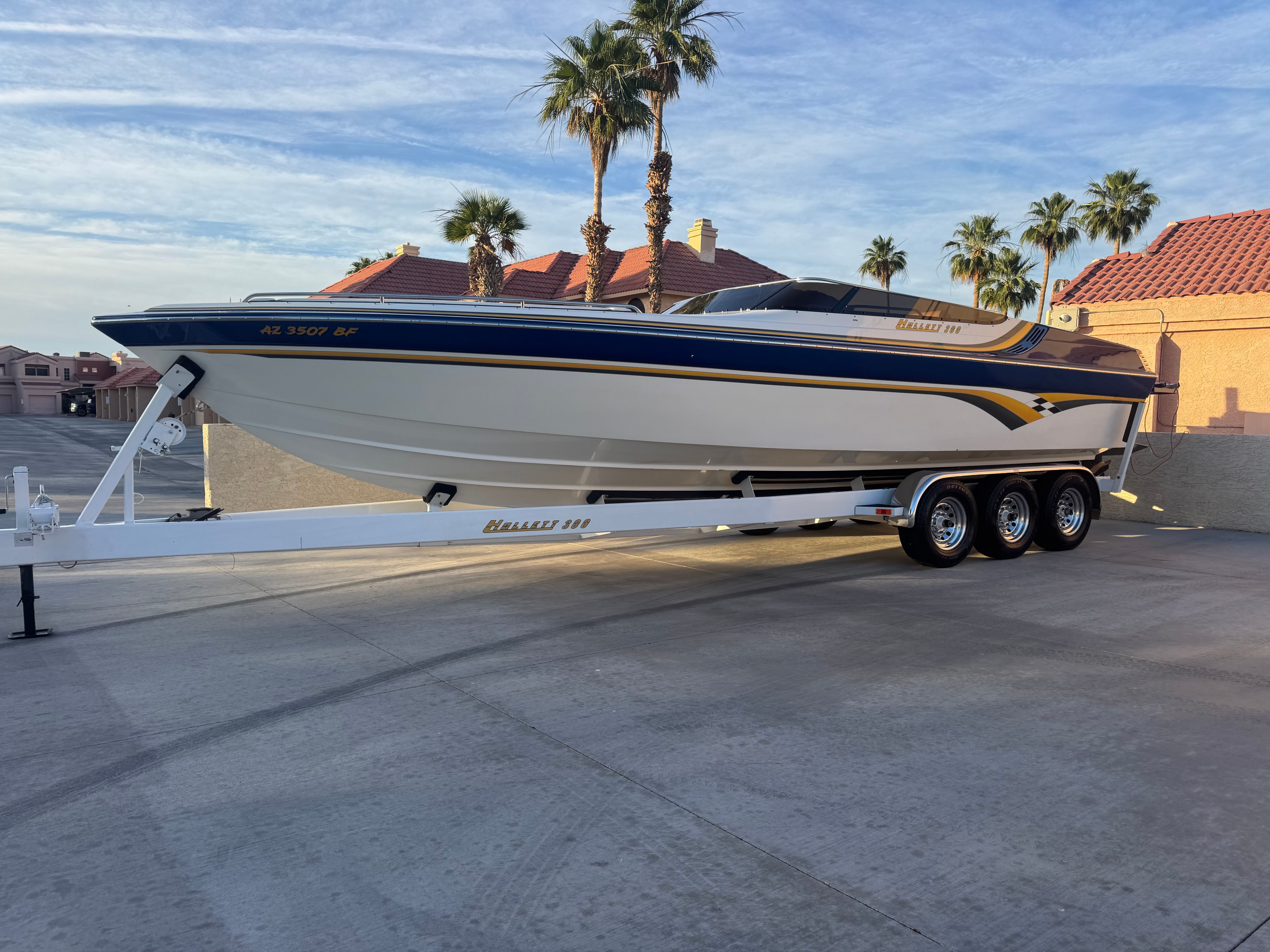 2001 Hallett 30T - 30