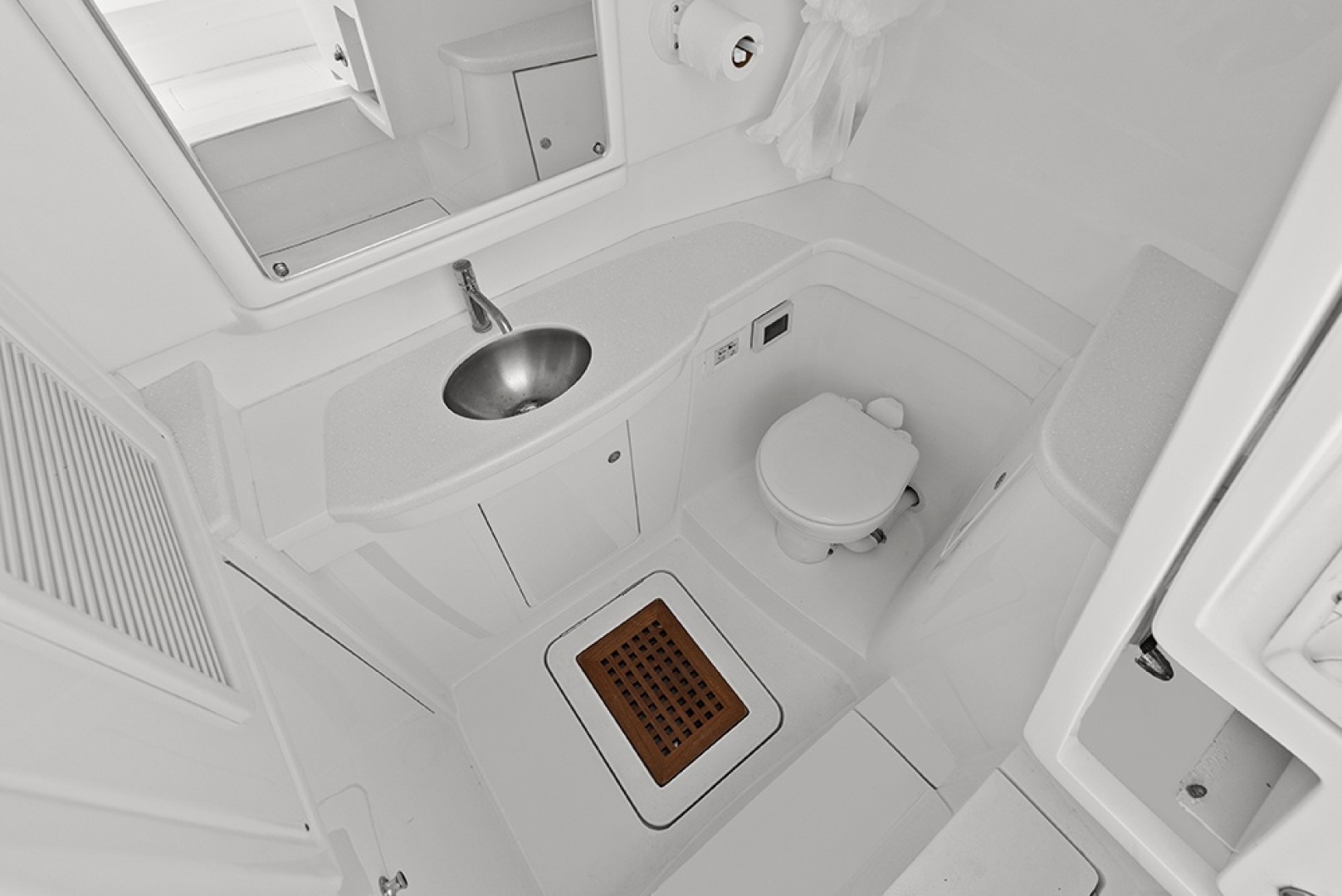 2022 Intrepid 427 Nomad FE - Image 40