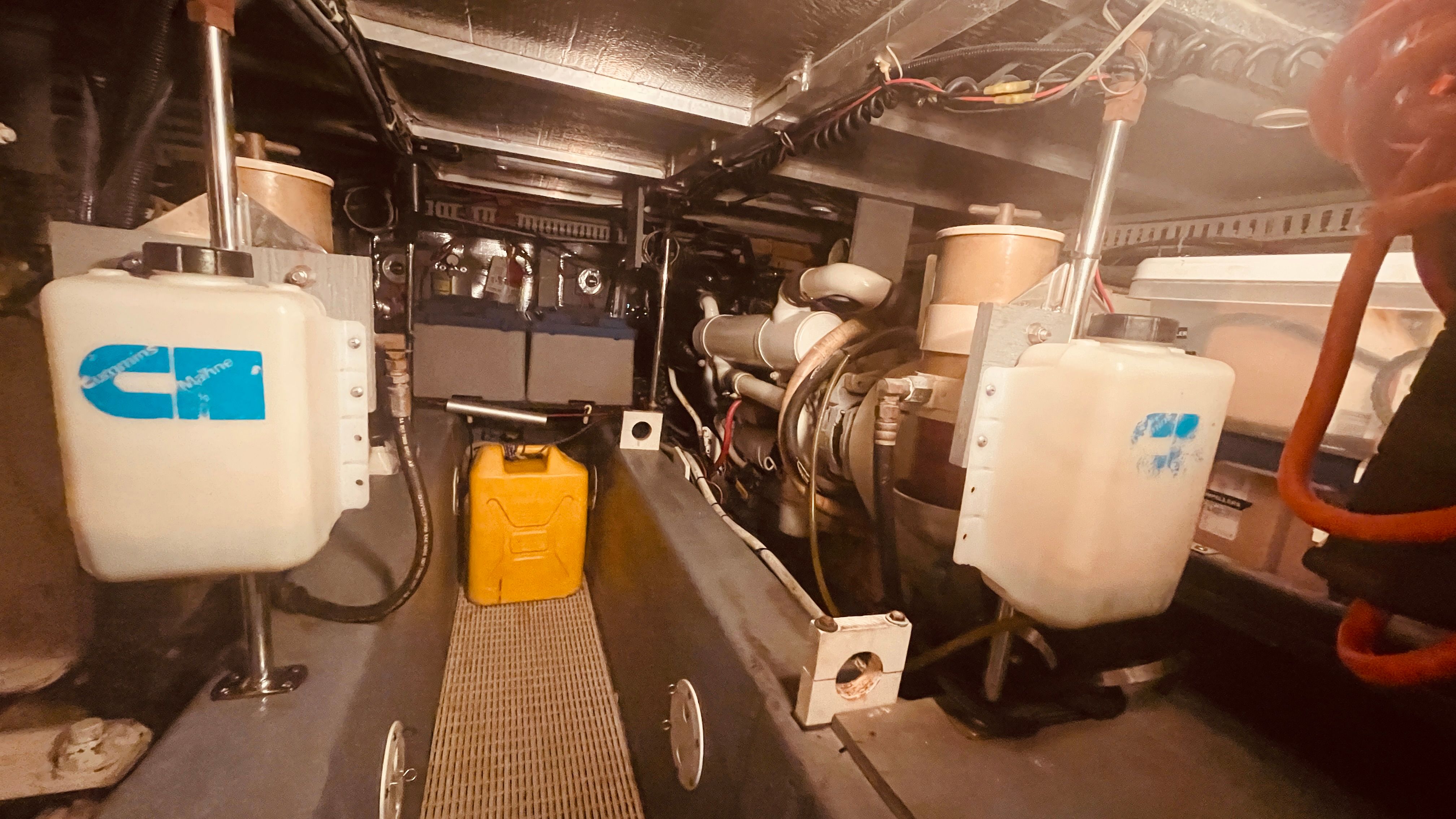 1997 Carver 500 Cockpit Motor Yacht - 76