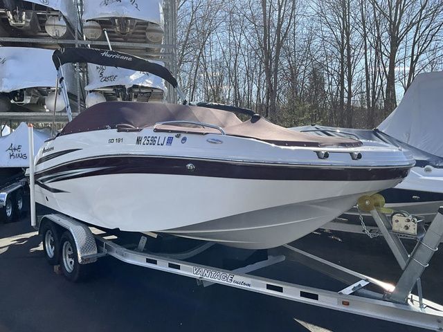 2021 Hurricane SunDeck 191 OB - 2