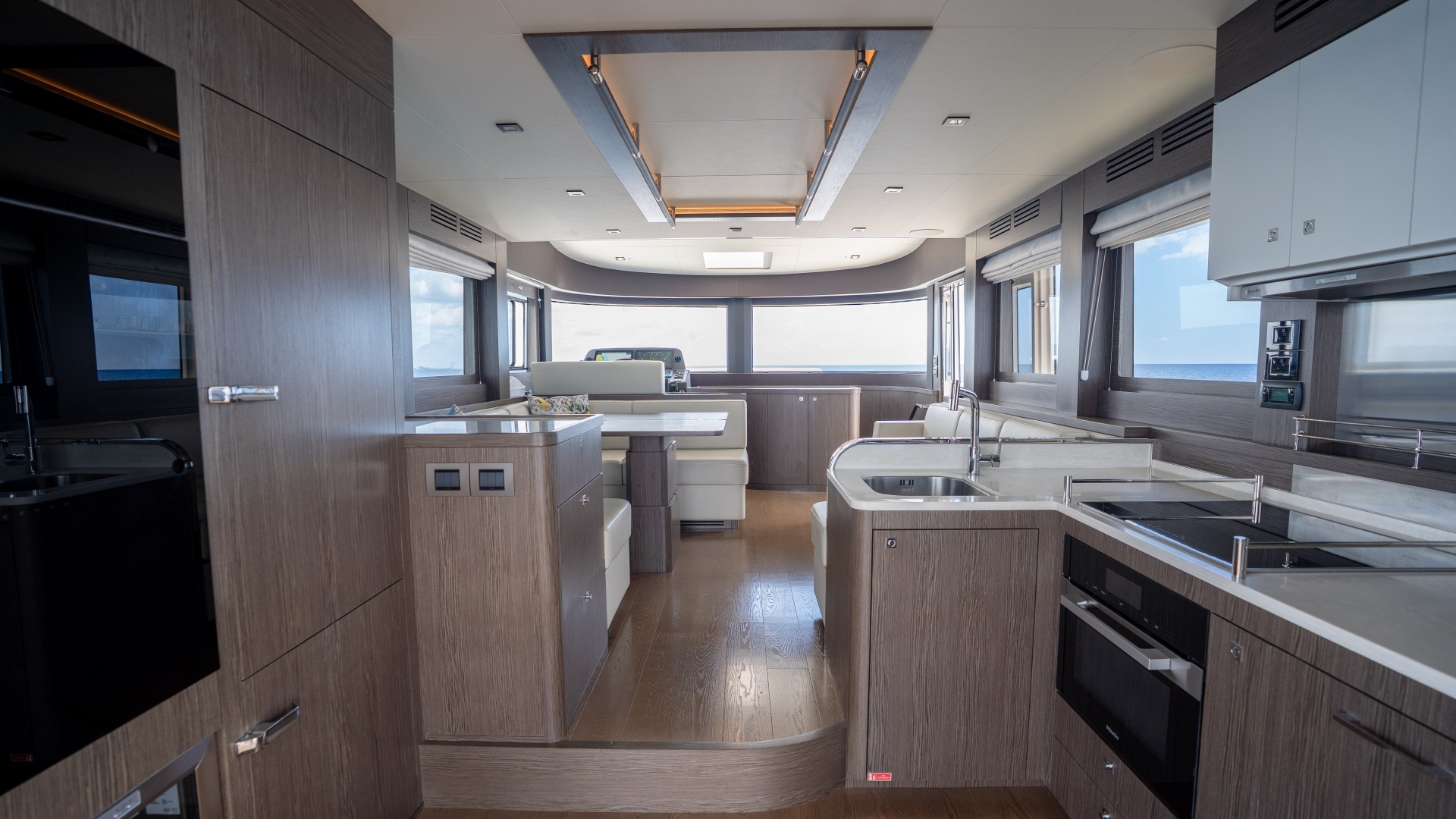 2025 Sirena 58 - Image 41