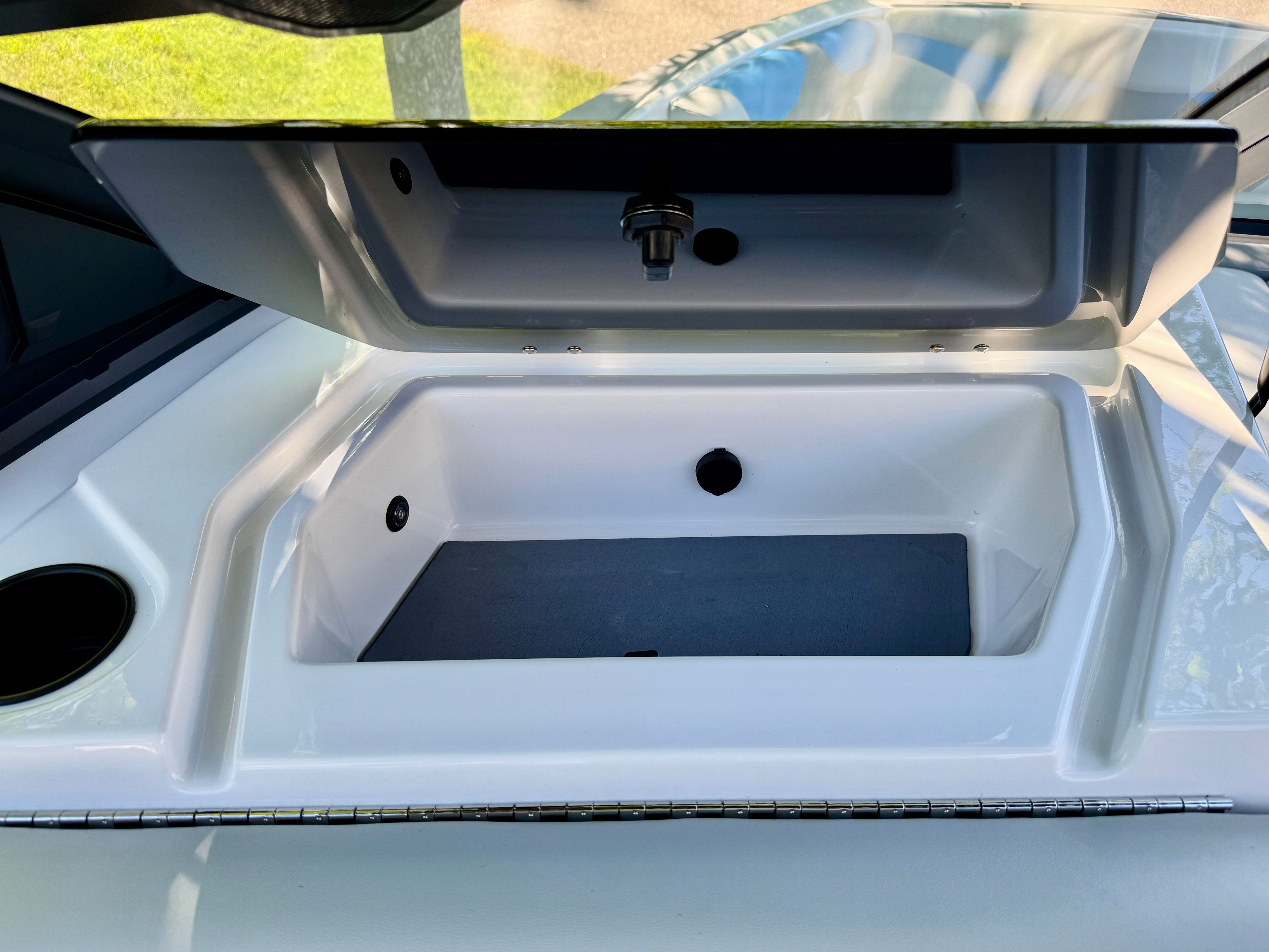 2022 Axis Wake Research A24 - 43