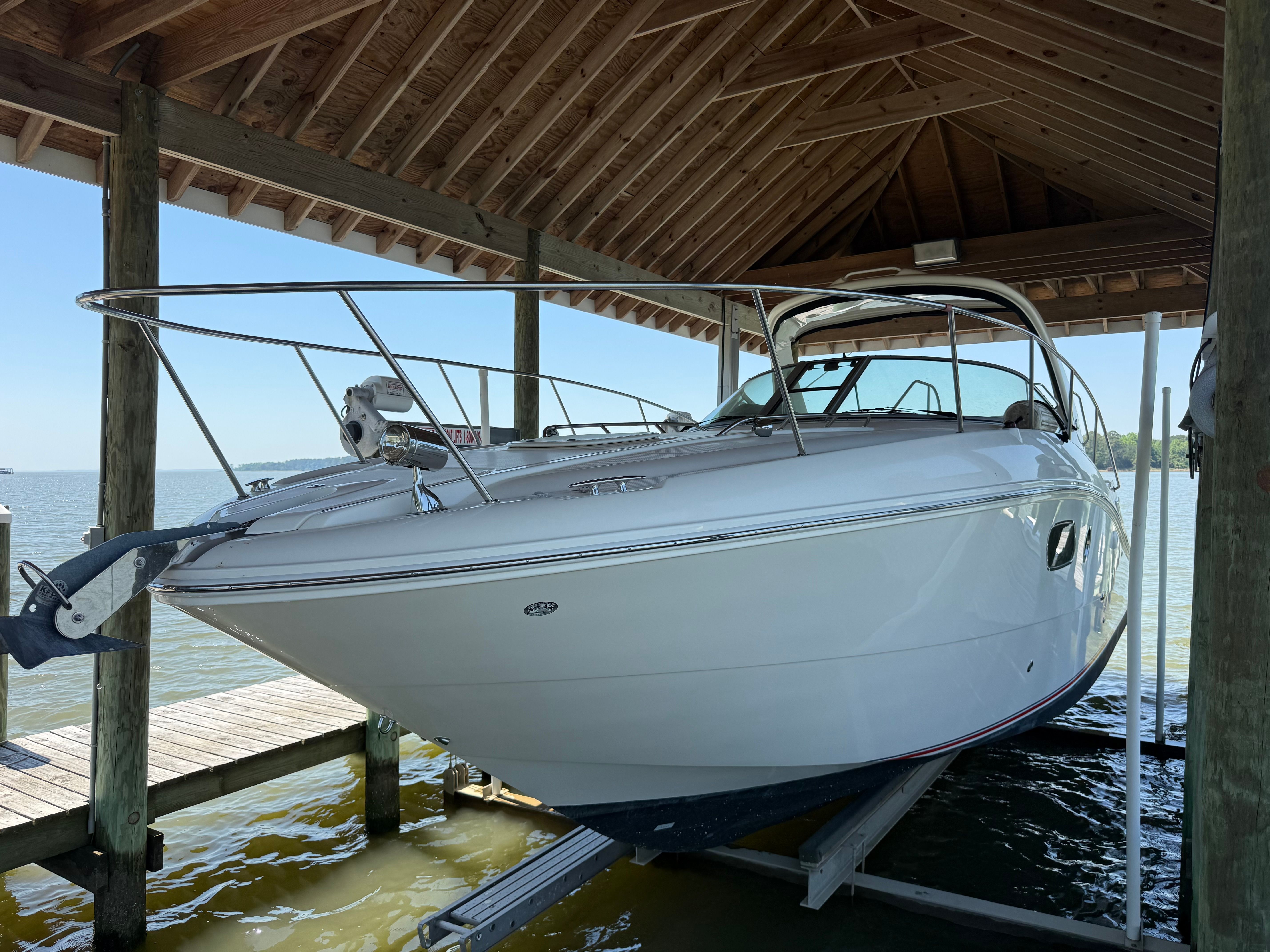 2012 Sea Ray Sundancer 350
