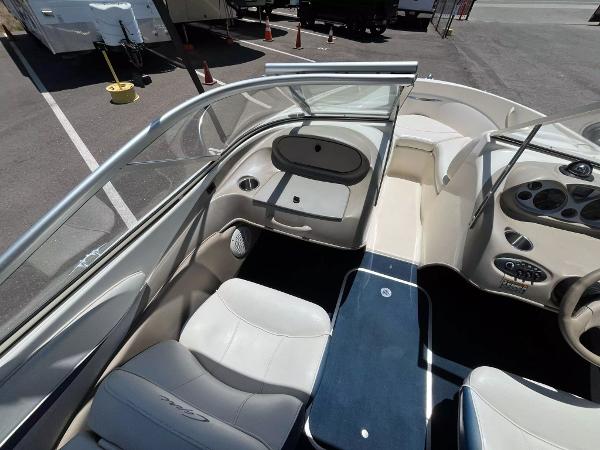 2001 Bayliner 195 Capri - 10