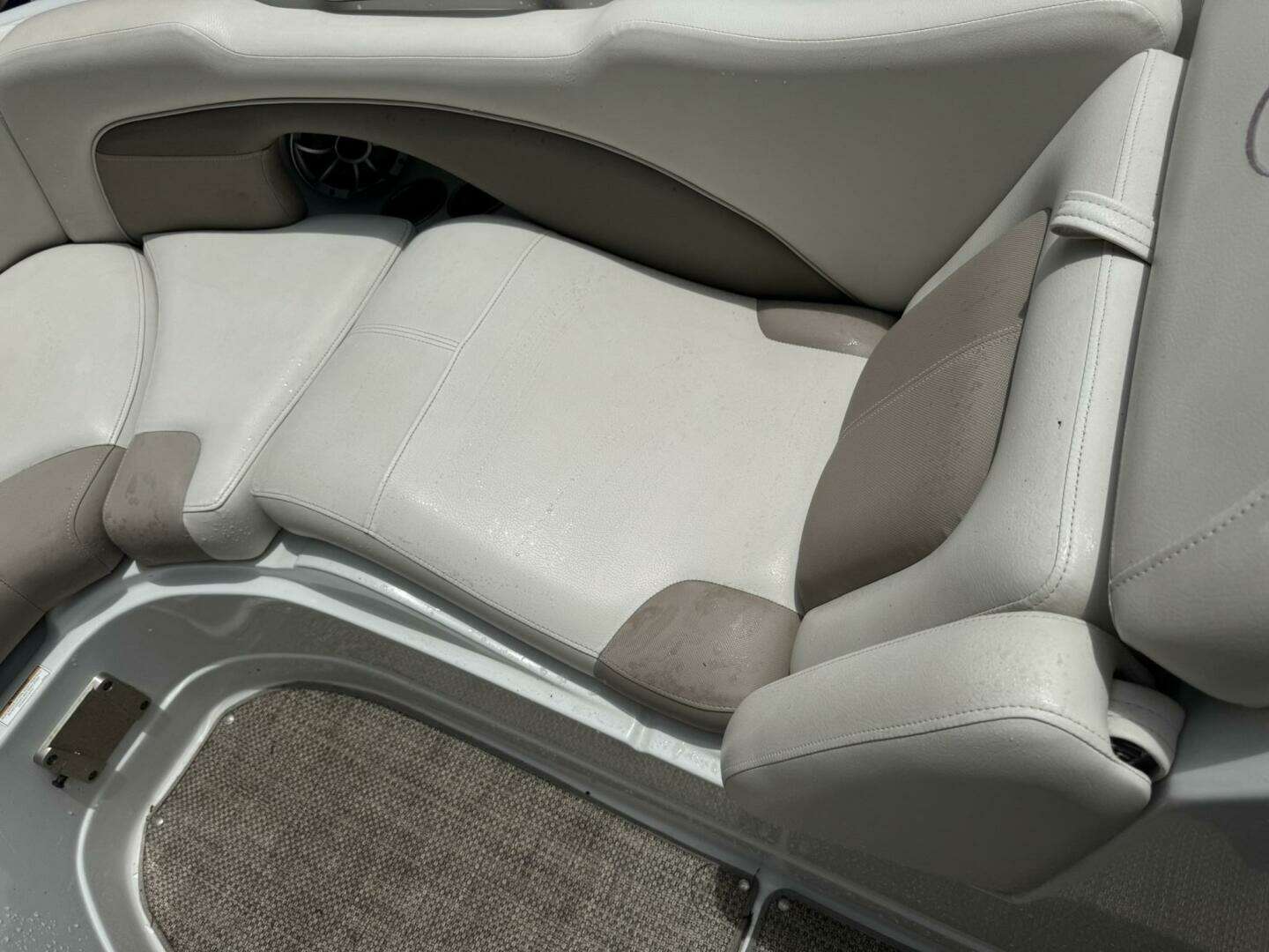 2017 Crownline E 6XS - Image 21