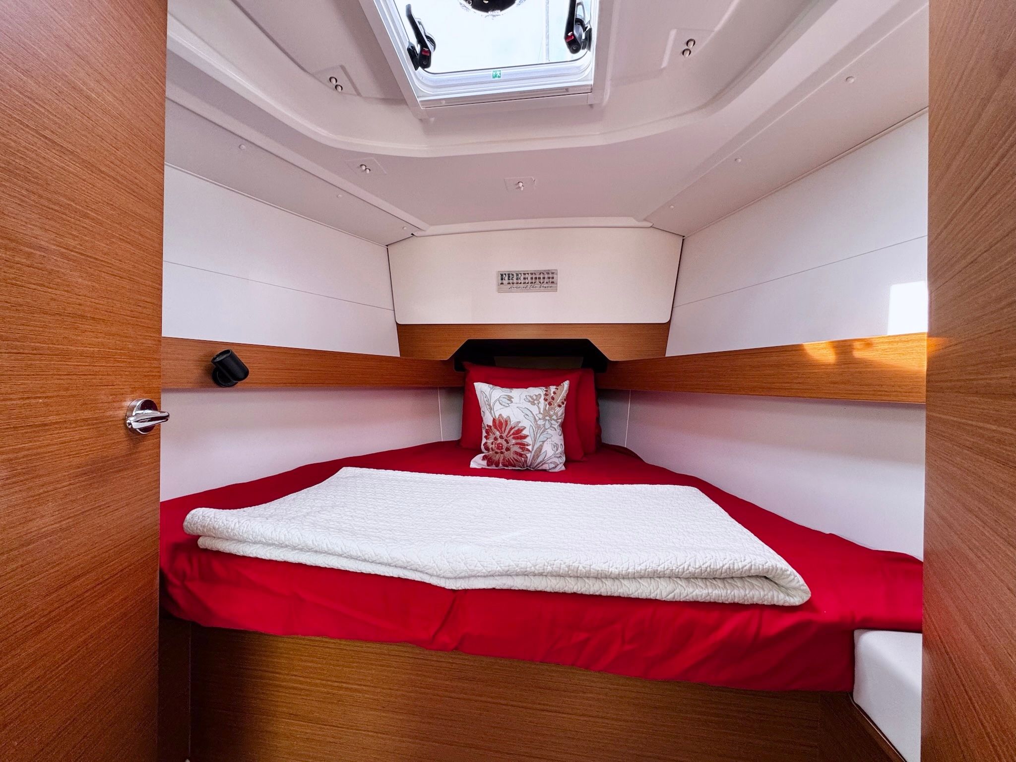 2019 Jeanneau 349 - 16