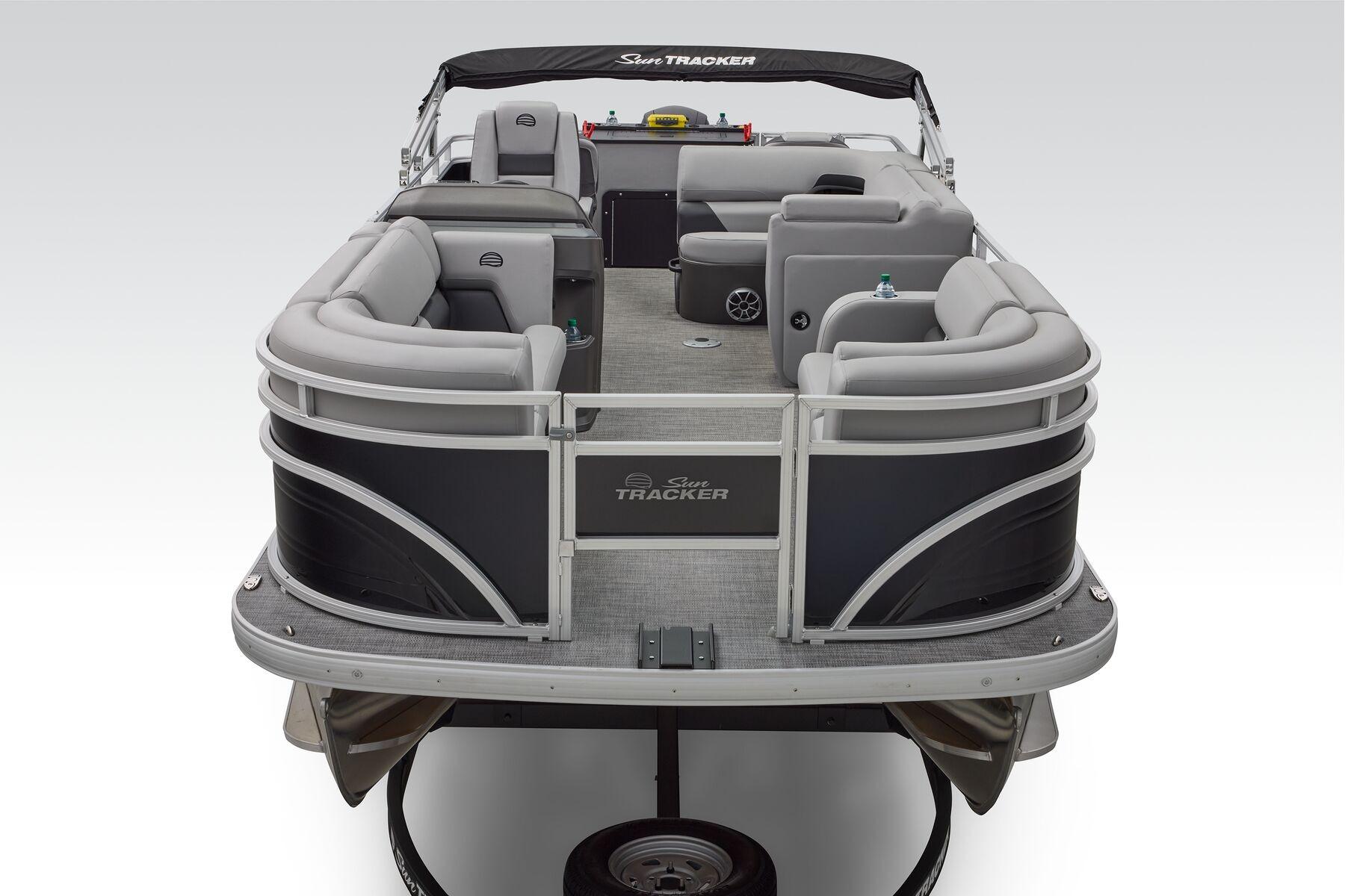 2026 Sun Tracker SportFish 22 DLX - 24
