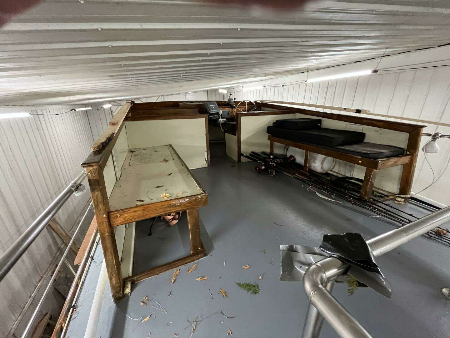 1976 Bass Harbor Boat Co Flybridge Cruiser - Image 19