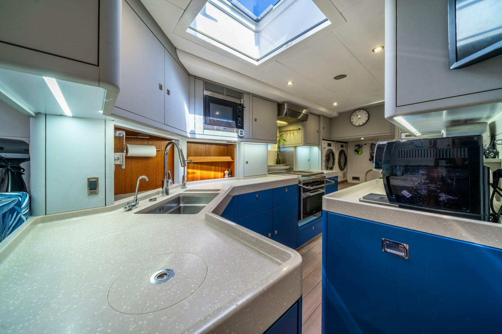 2013 Oyster Yachts Oyster 885 - Image 49