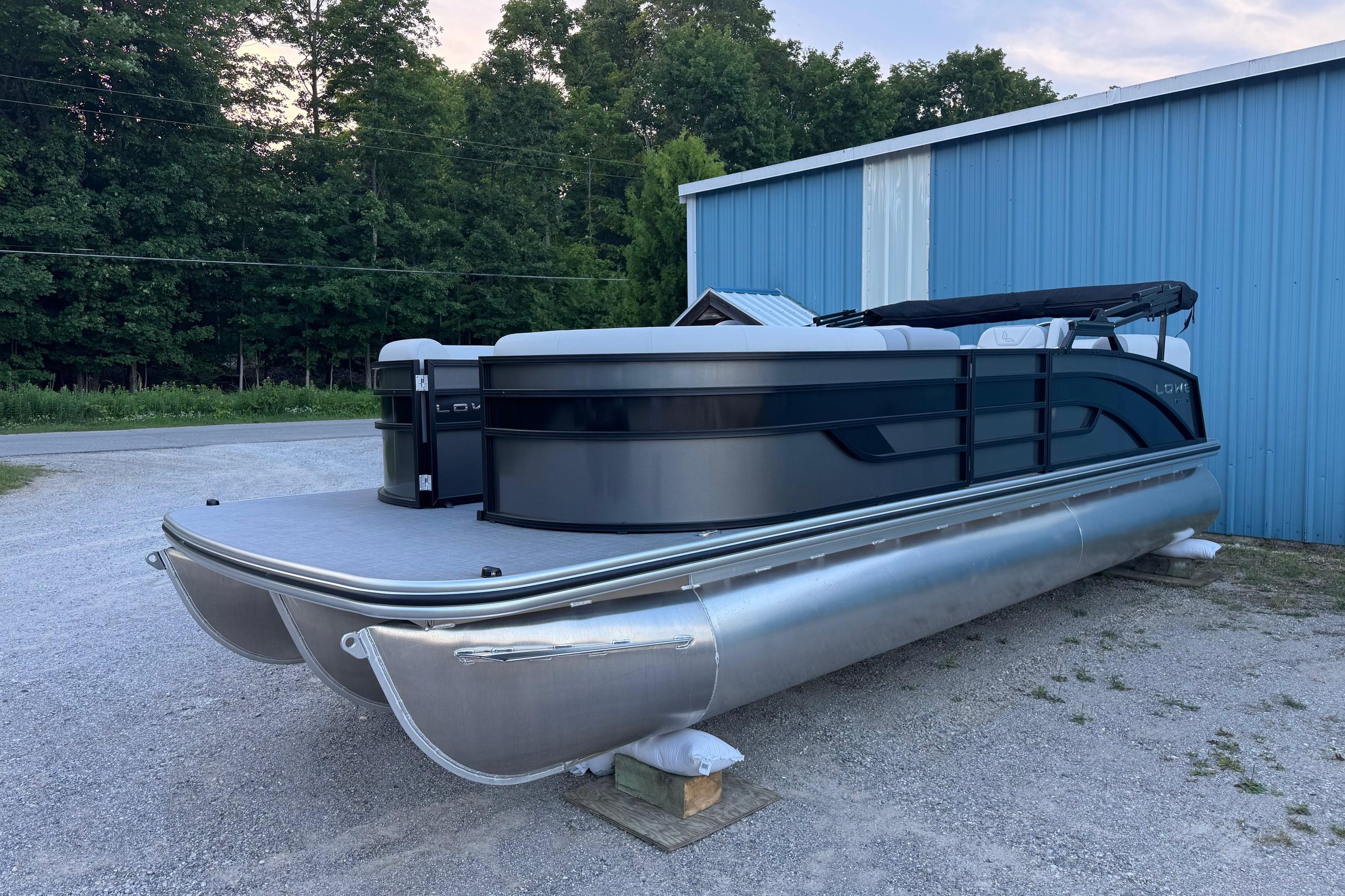 2025 Lowe SS 230 WV