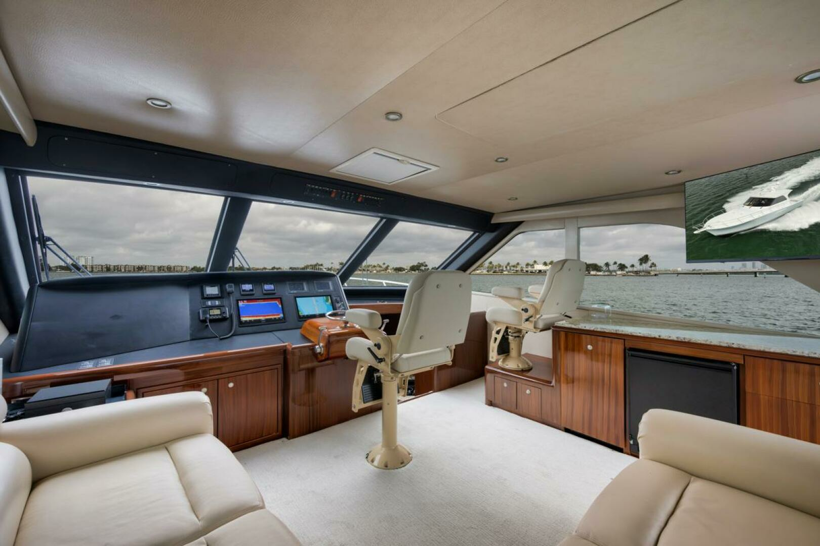 2007 Viking 52 Sport Coupe - Image 14