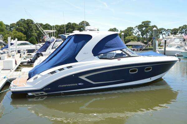 2013 Chaparral 327 SSX