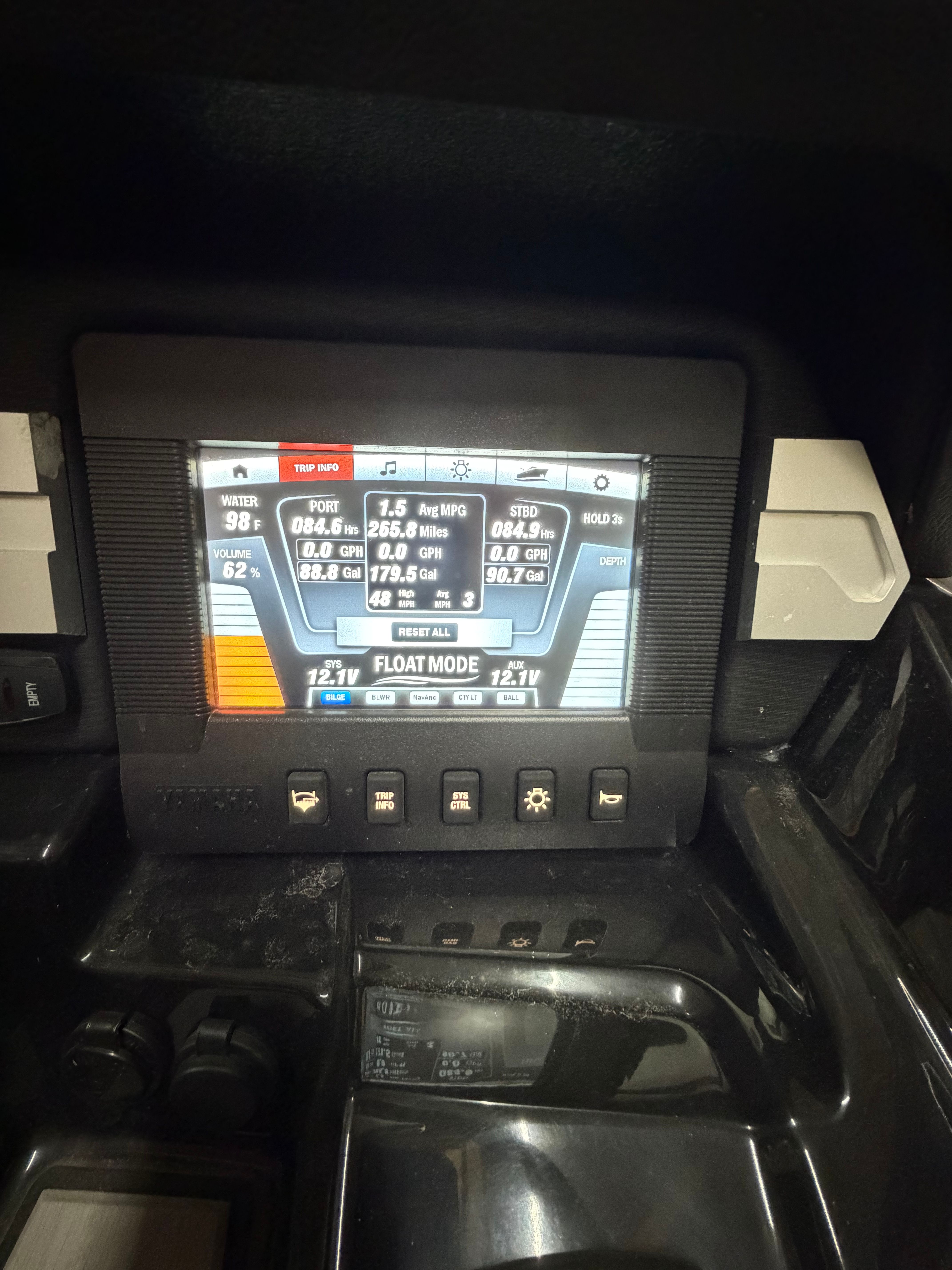 2018 Yamaha Boats 212X - 16