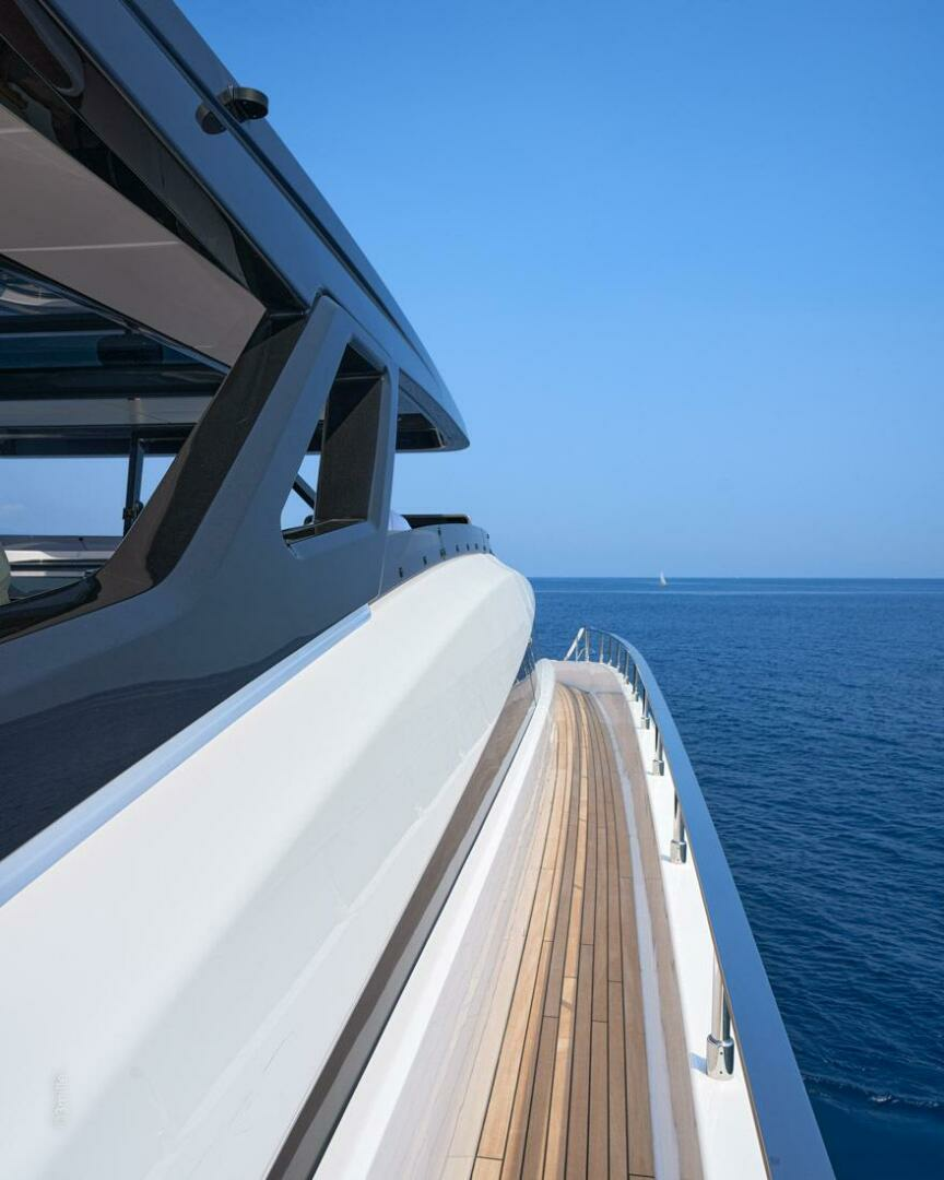 2022 Ferretti Yachts 1000 - Image 8