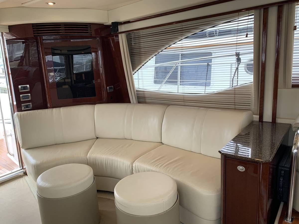 2007 Sea Ray 52 Sedan Bridge - 19
