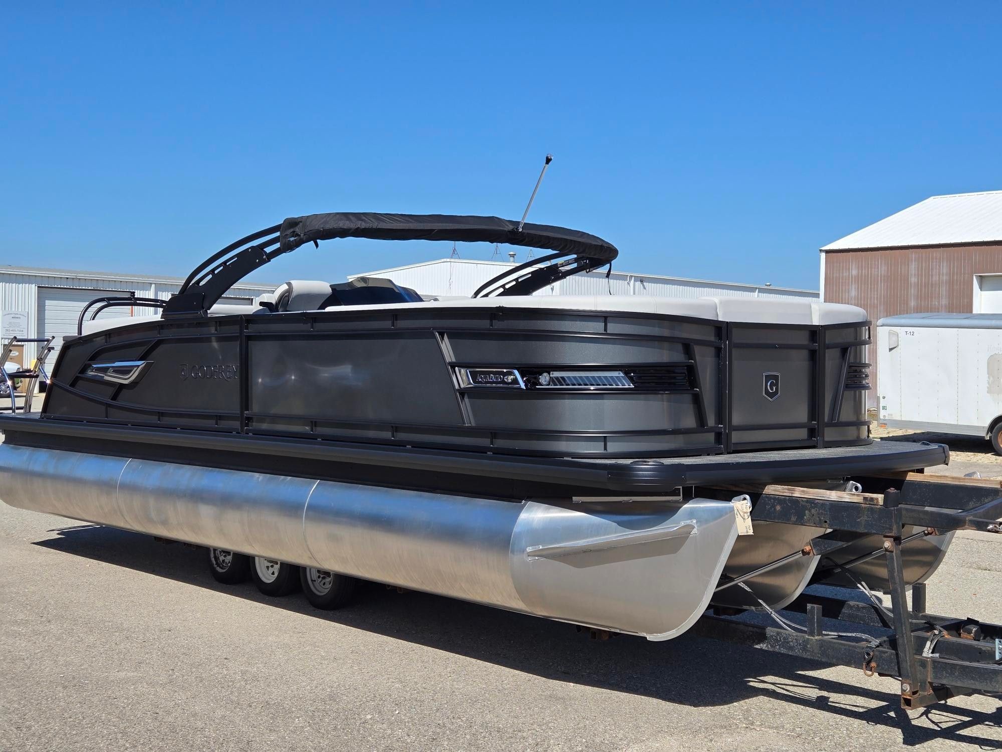 2026 AquaPatio 255 SBC