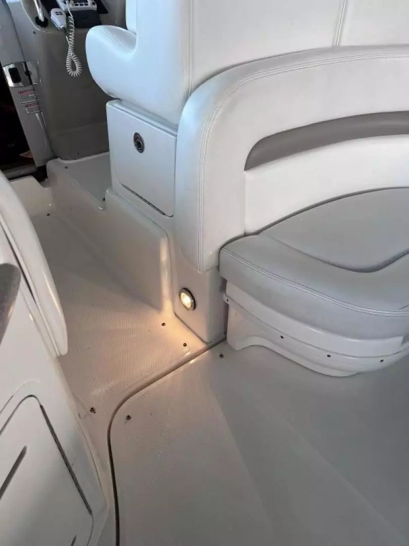 2005 Sea Ray Sundancer 320 - Image 31