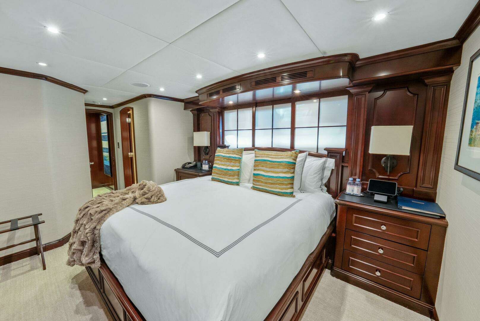 2005 Trinity Yachts Tri-Deck - Image 24