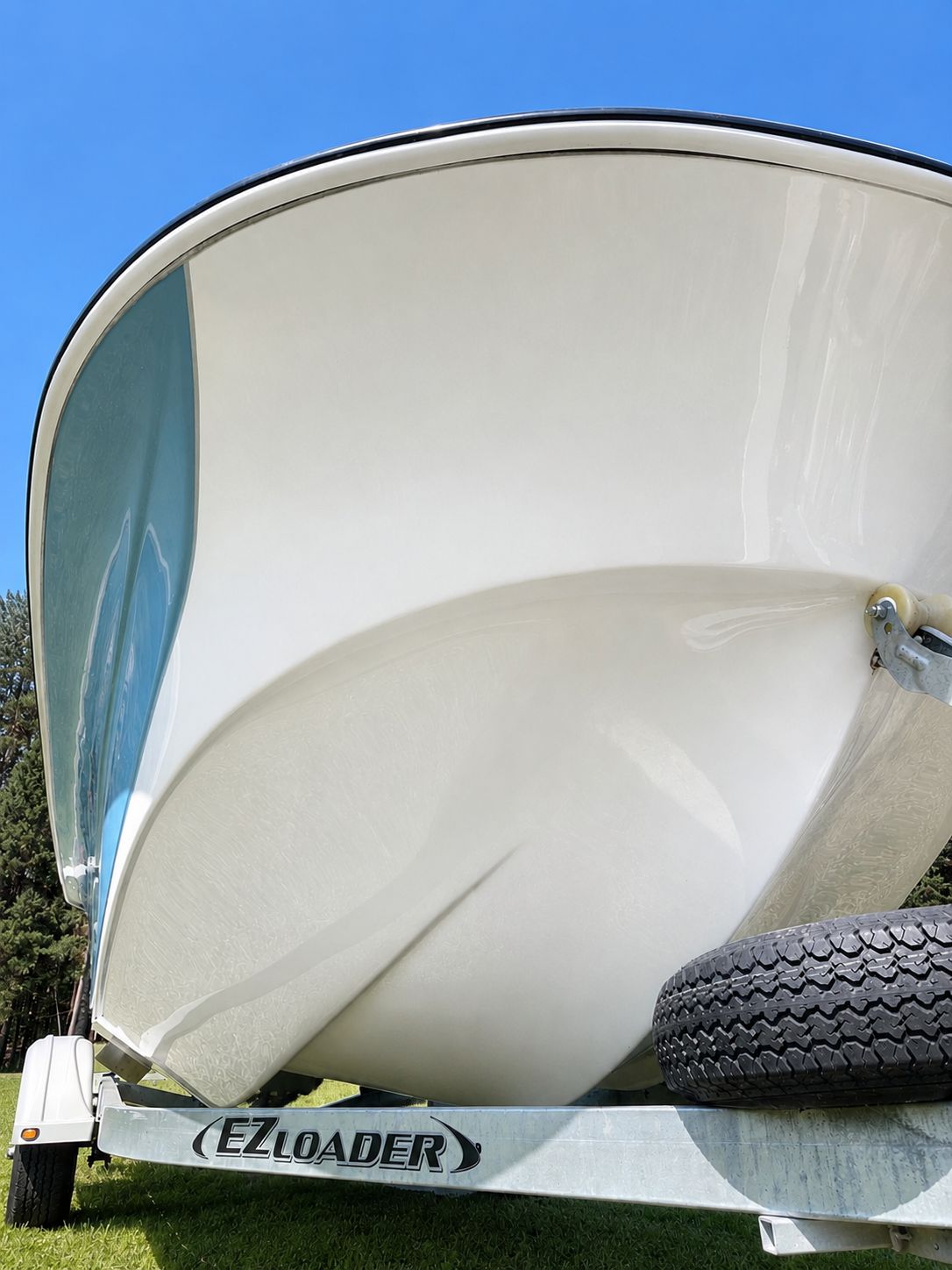 Bow of a Carolina Skiff 17 LS boat on a trailer.