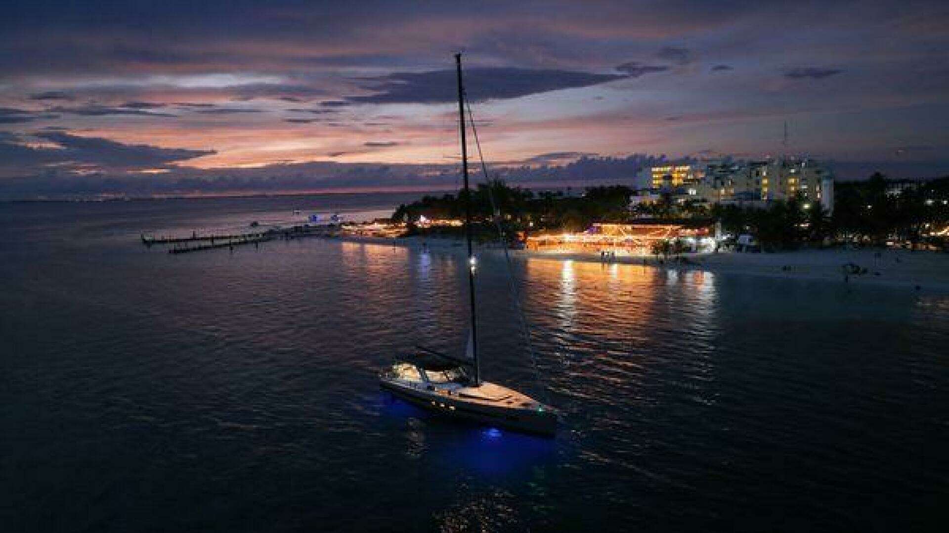 2022 Beneteau Oceanis Yacht 62 - Image 13