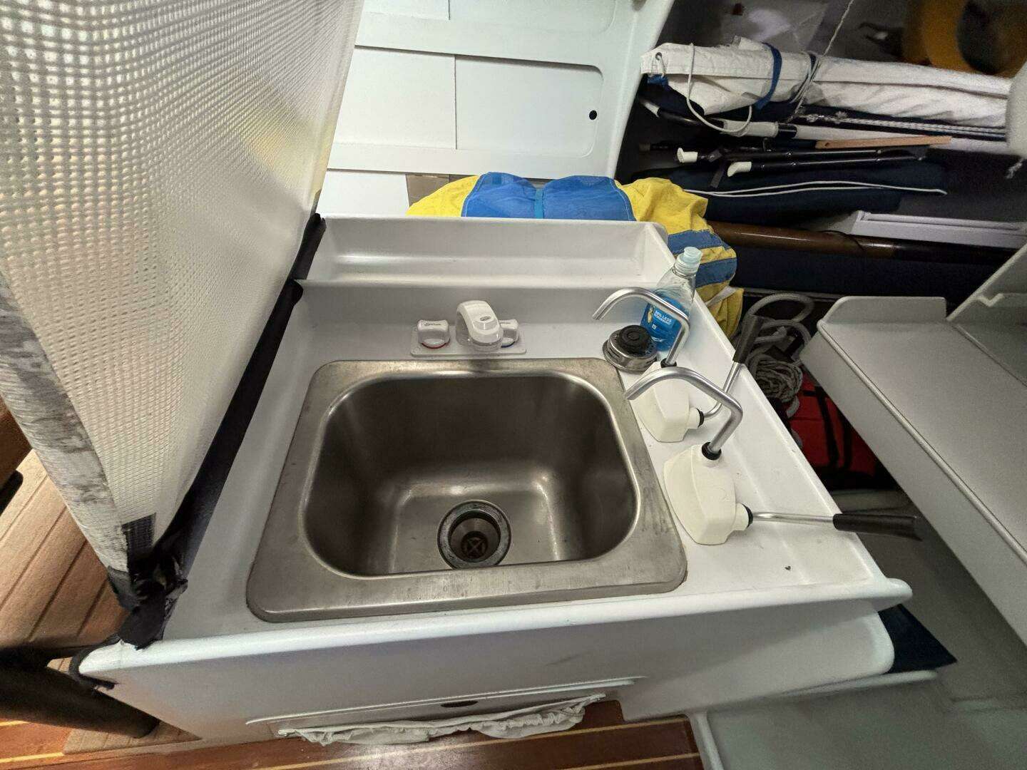 1995 Concordia Tripp 47 - Image 49