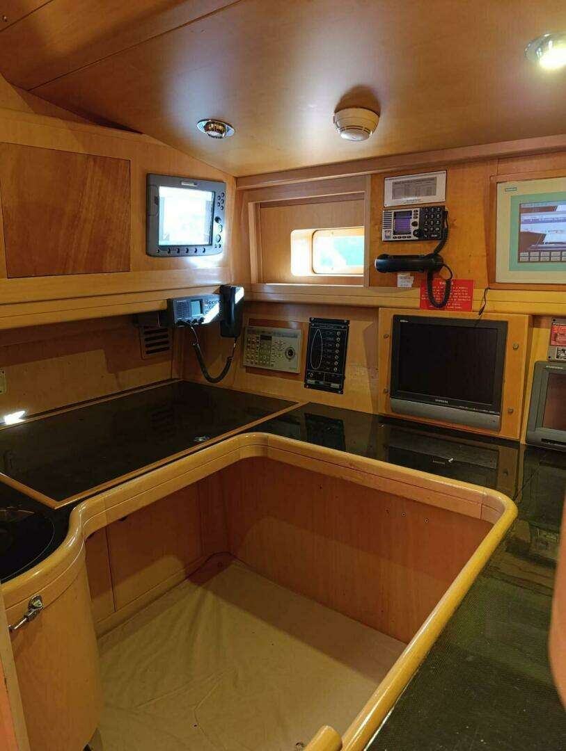 1989 Sensation Yachts — - Image 23
